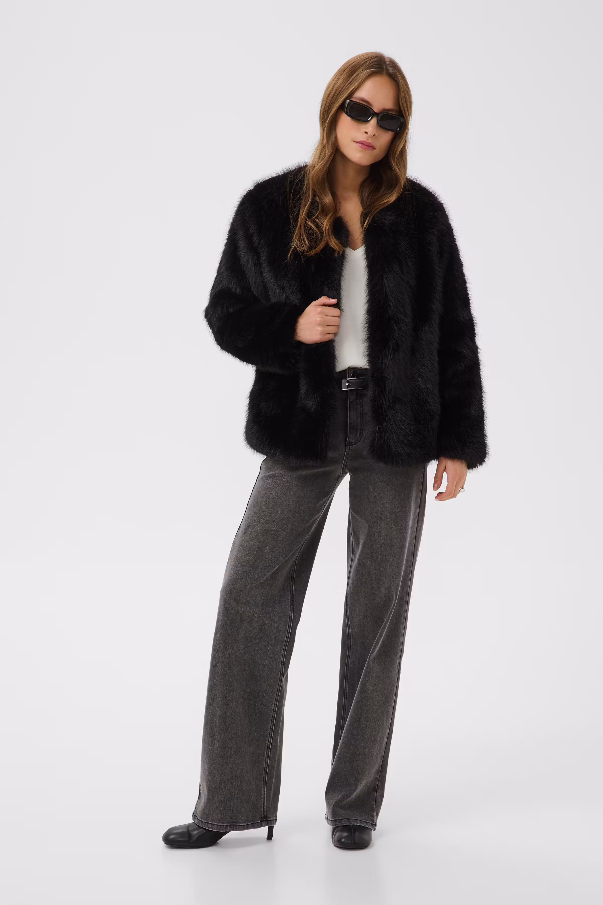 KAmadi Oberbekleidung LOOKBOOK FRONT 10512375-100121