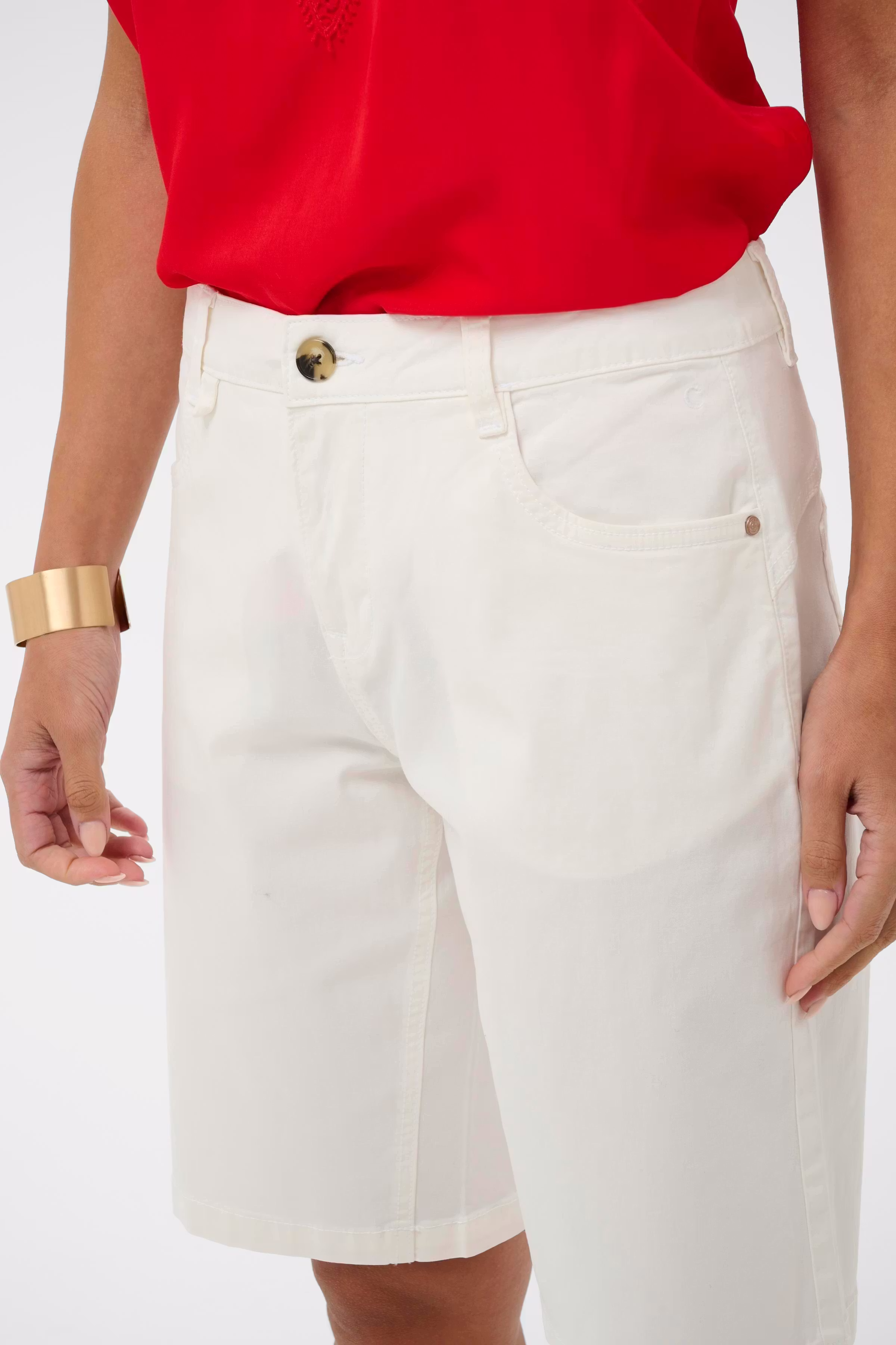 CRBerta Shorts LOOKBOOK DETAIL 10614874-110602