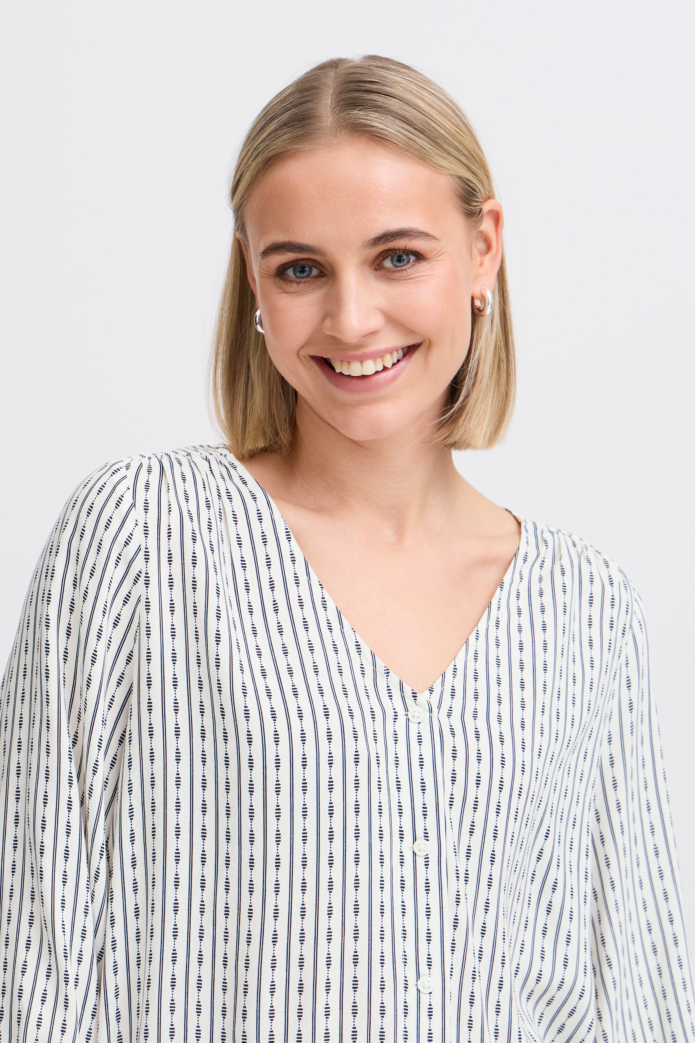 FRMERLE Skjorta LOOKBOOK DETAIL 20615395-204456