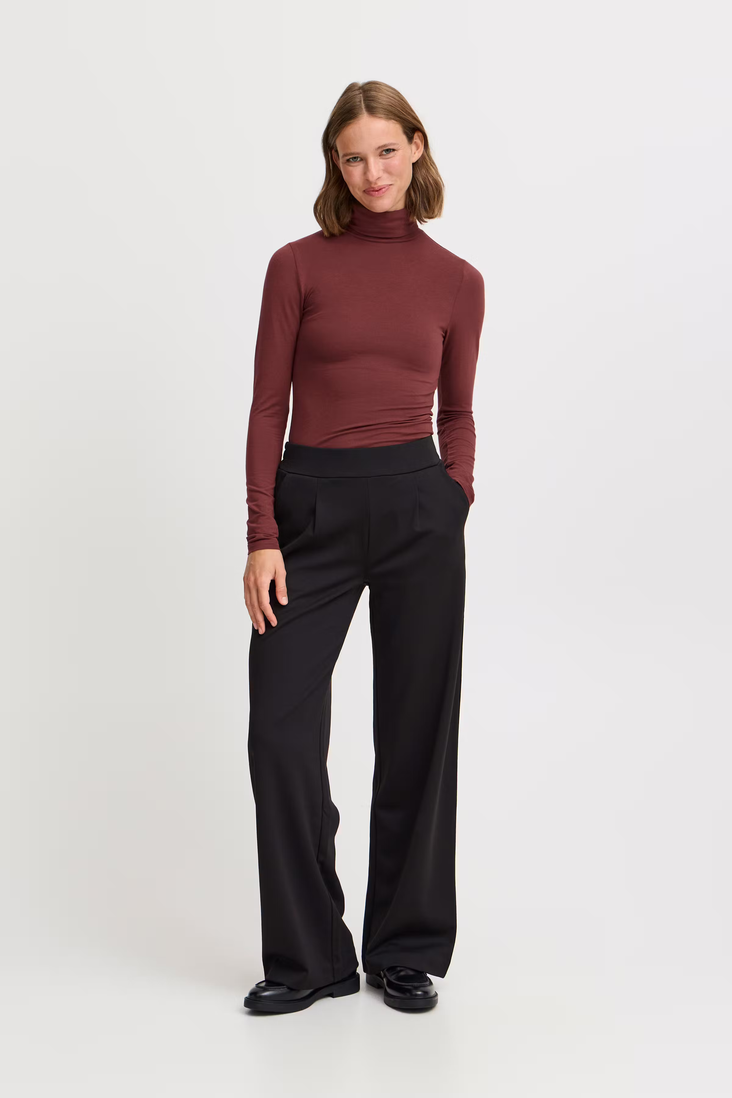 Pamila T-shirt LOOKBOOK FRONT 20802565-191325