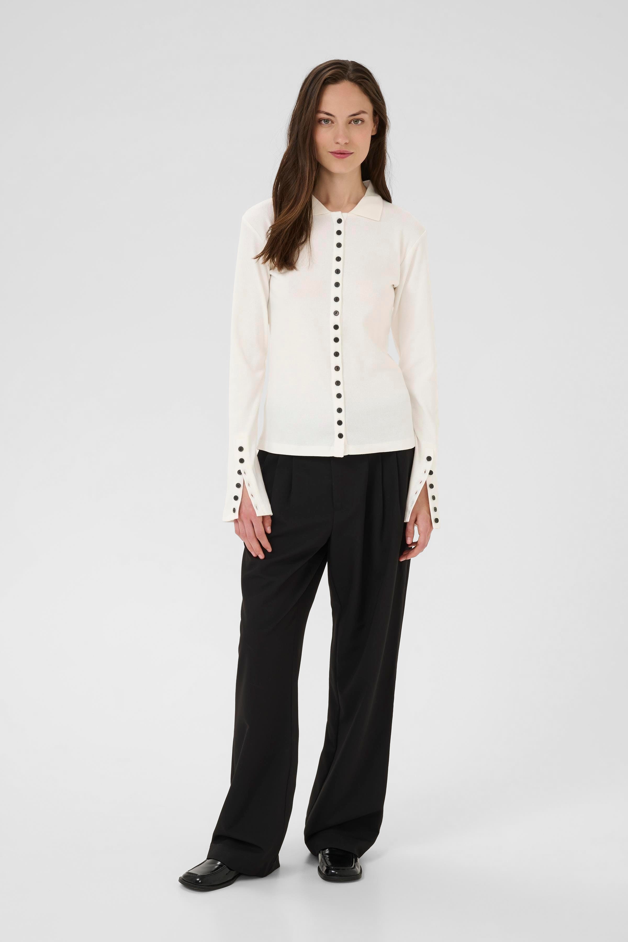 KBDafne Cardigan LOOKBOOK FRONT 10105801-110103