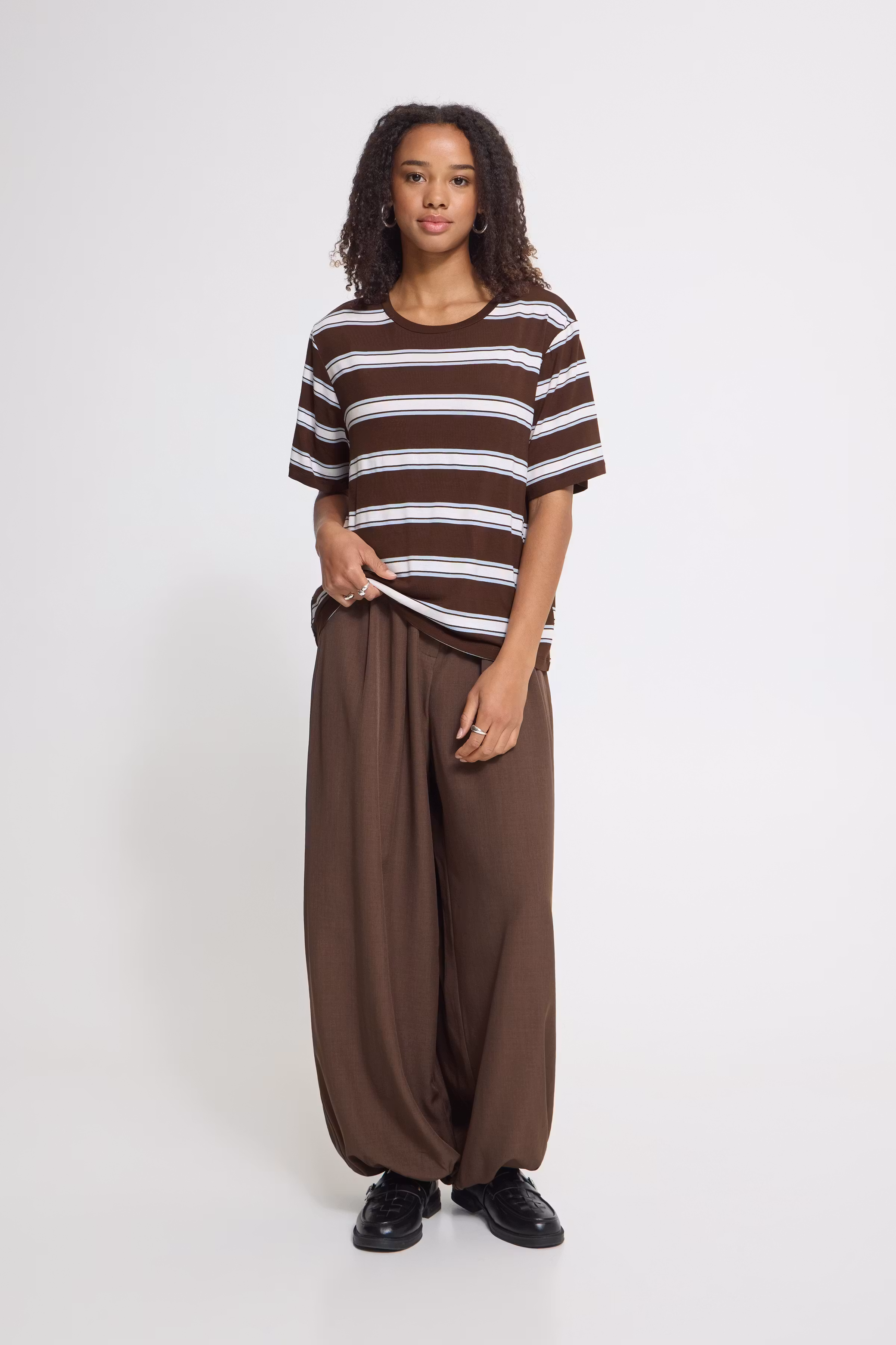 IHREBETTA T-shirt LOOKBOOK FRONT 20126214-900008903