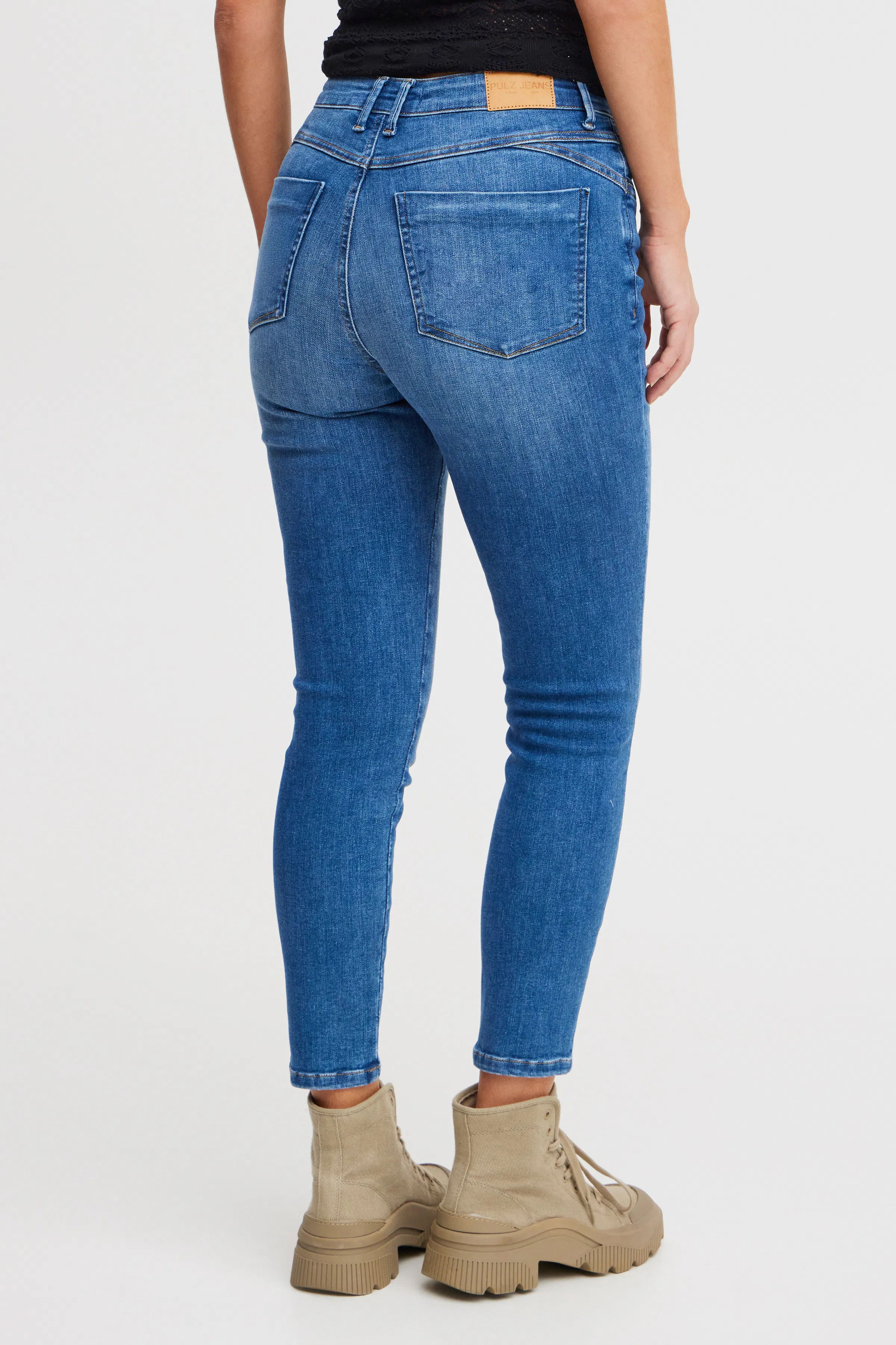 PZJULIA HW 7/8 Jeans LOOKBOOK BACK 50208106-200005