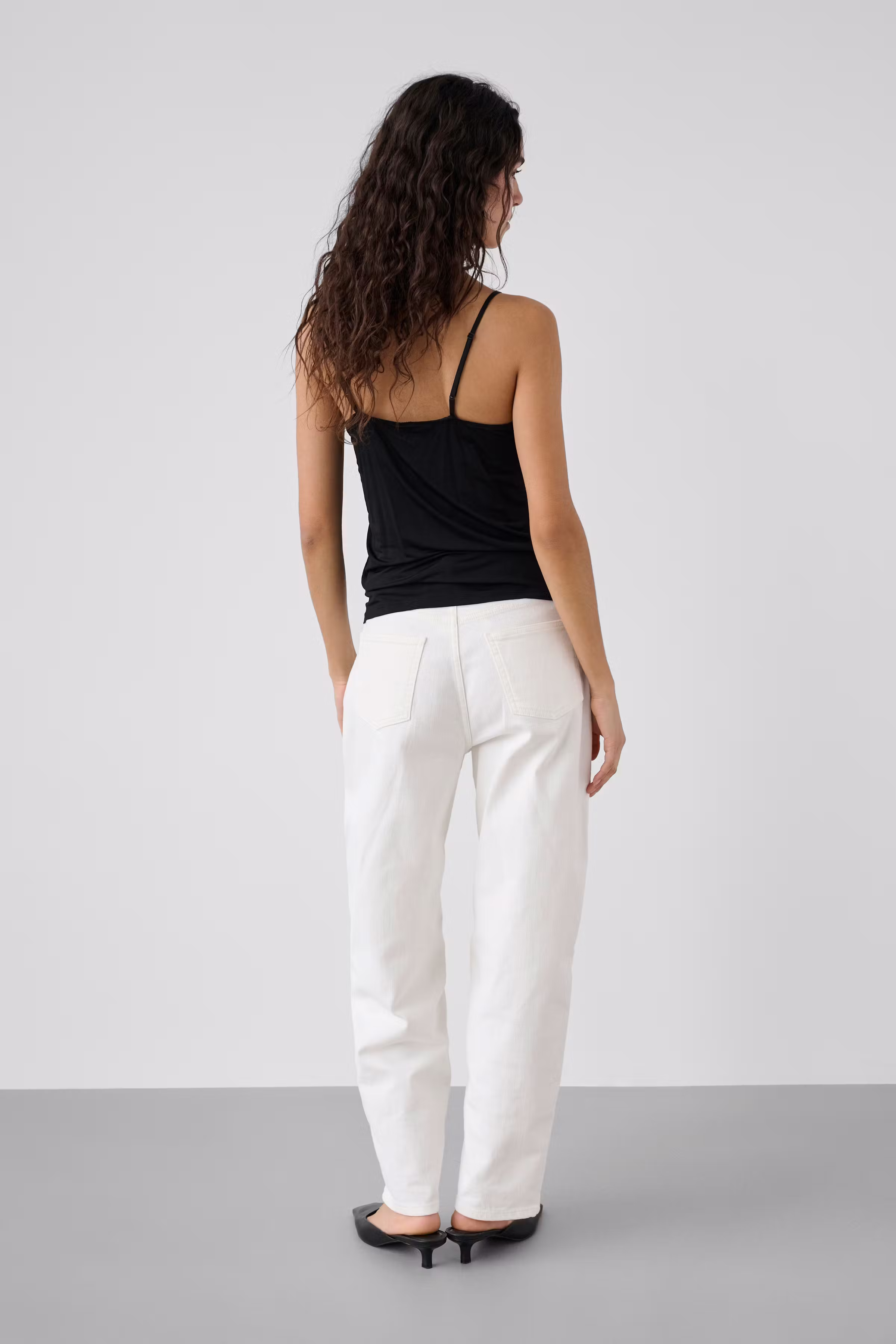 SLClara Top LOOKBOOK BACK 30403547-40050