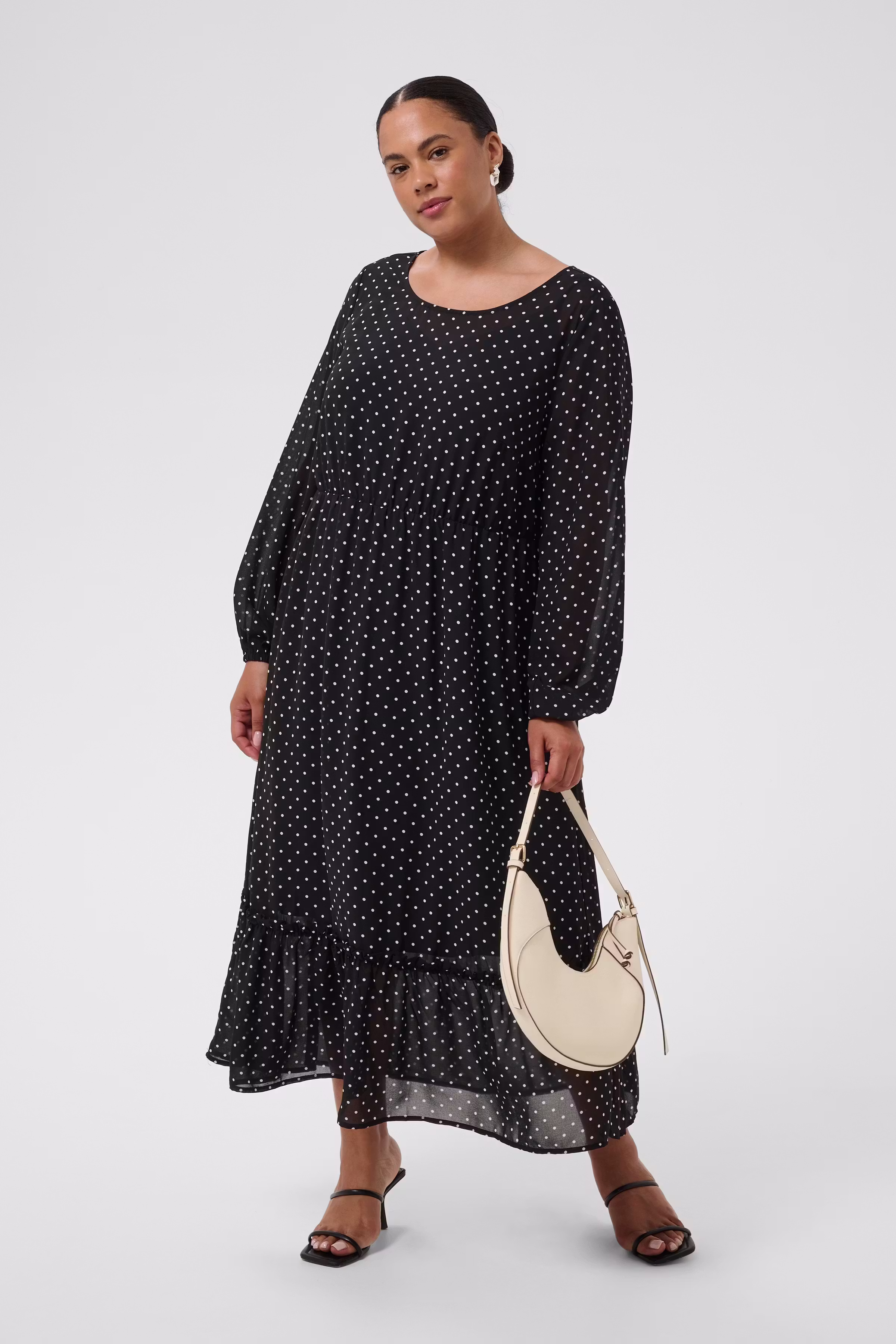 KCminda Kjole LOOKBOOK FRONT 10584373-109793