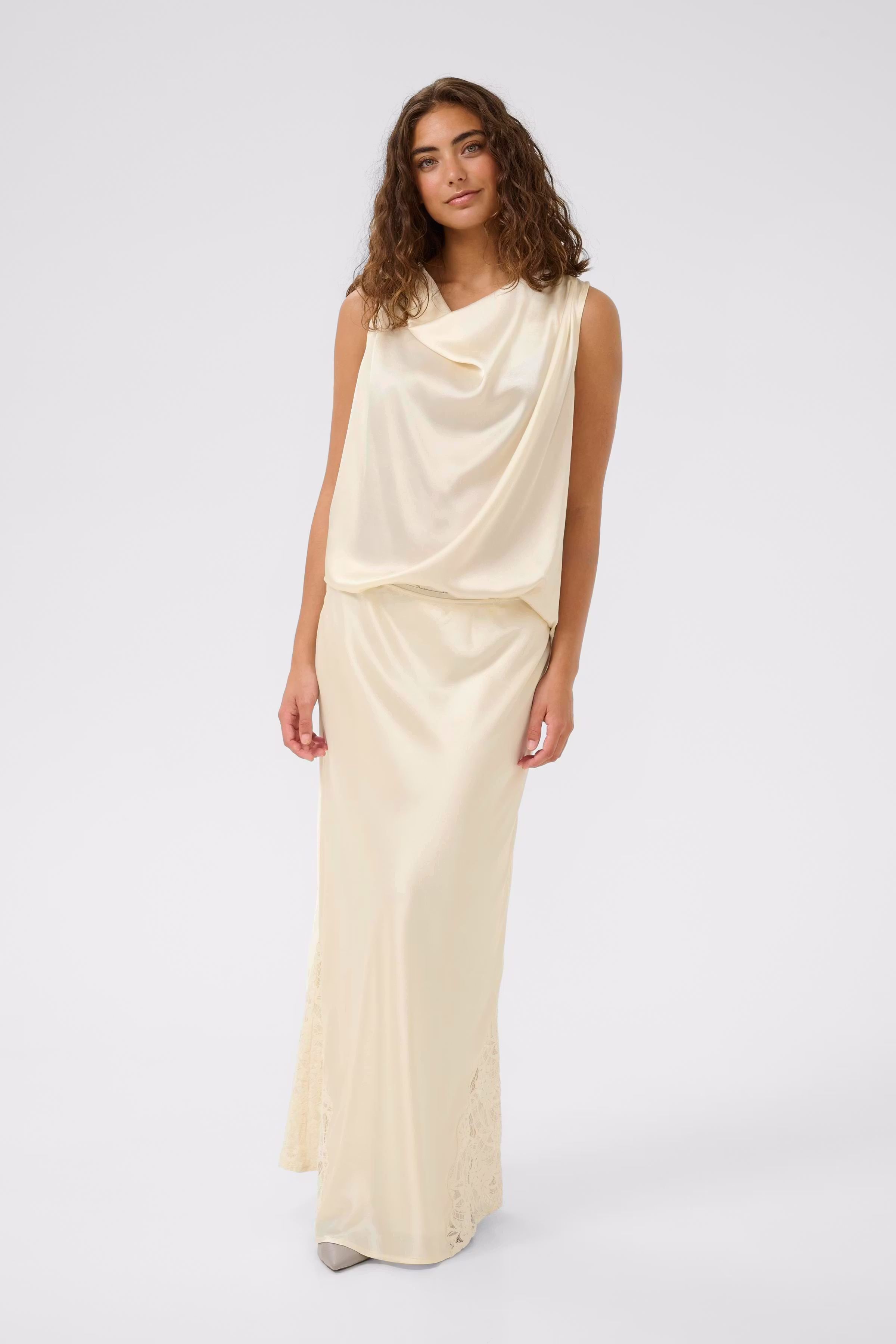 CUcamusa Satinnederdel LOOKBOOK FRONT 50112584-120304