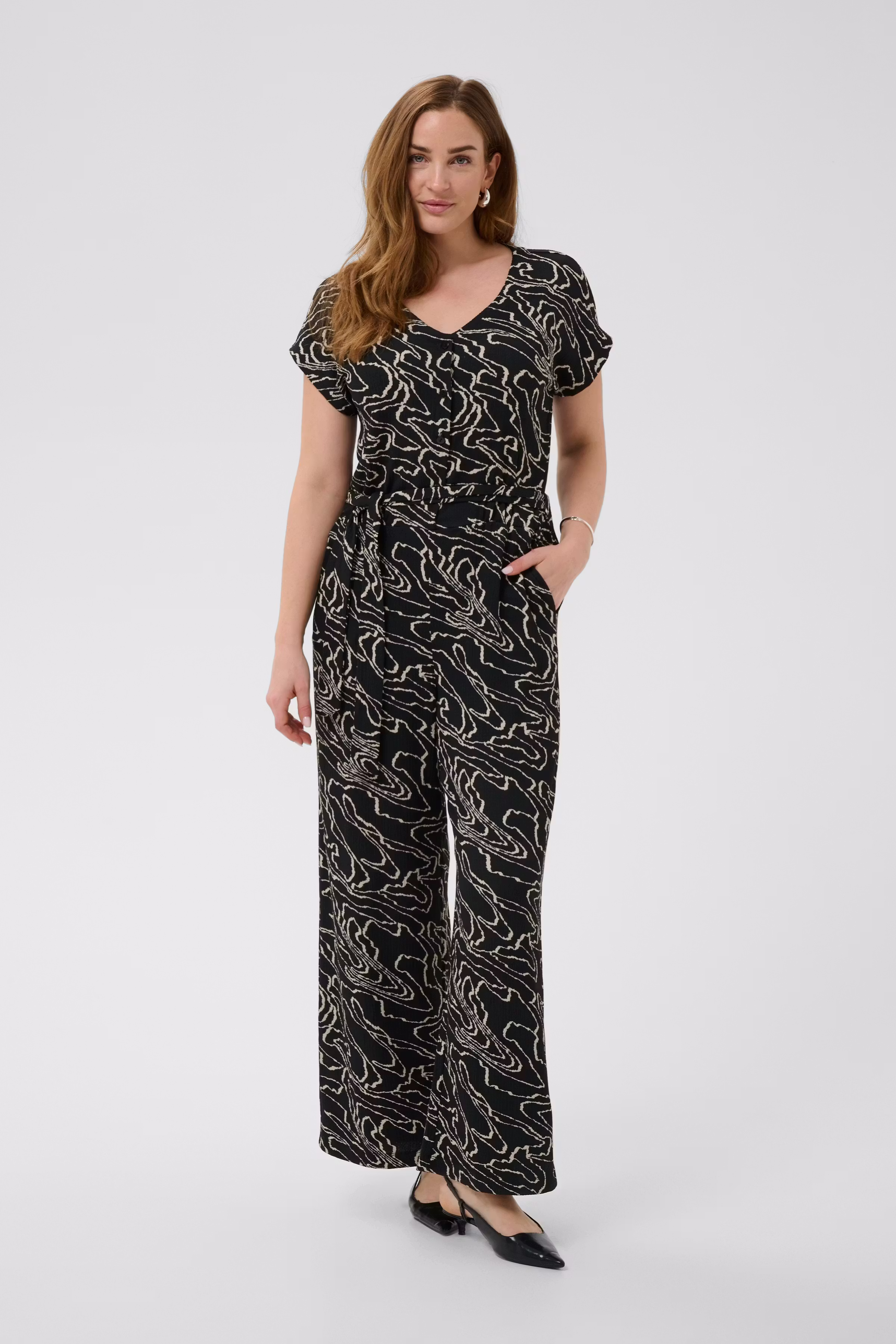 BPloretta Jumpsuit LOOKBOOK FRONT 40200112-109261