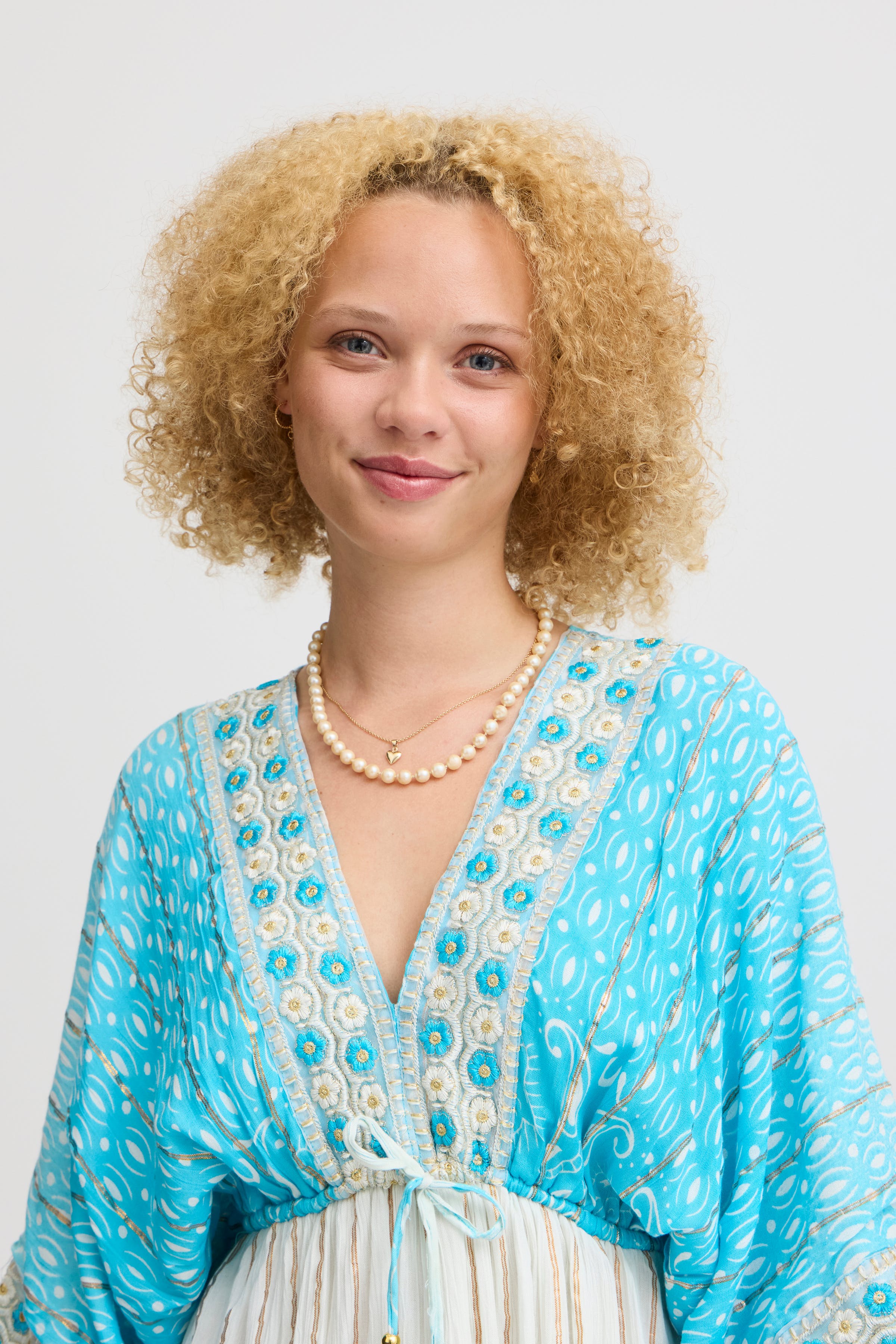 SBORTEA Kjole LOOKBOOK DETAIL 22100656-154720