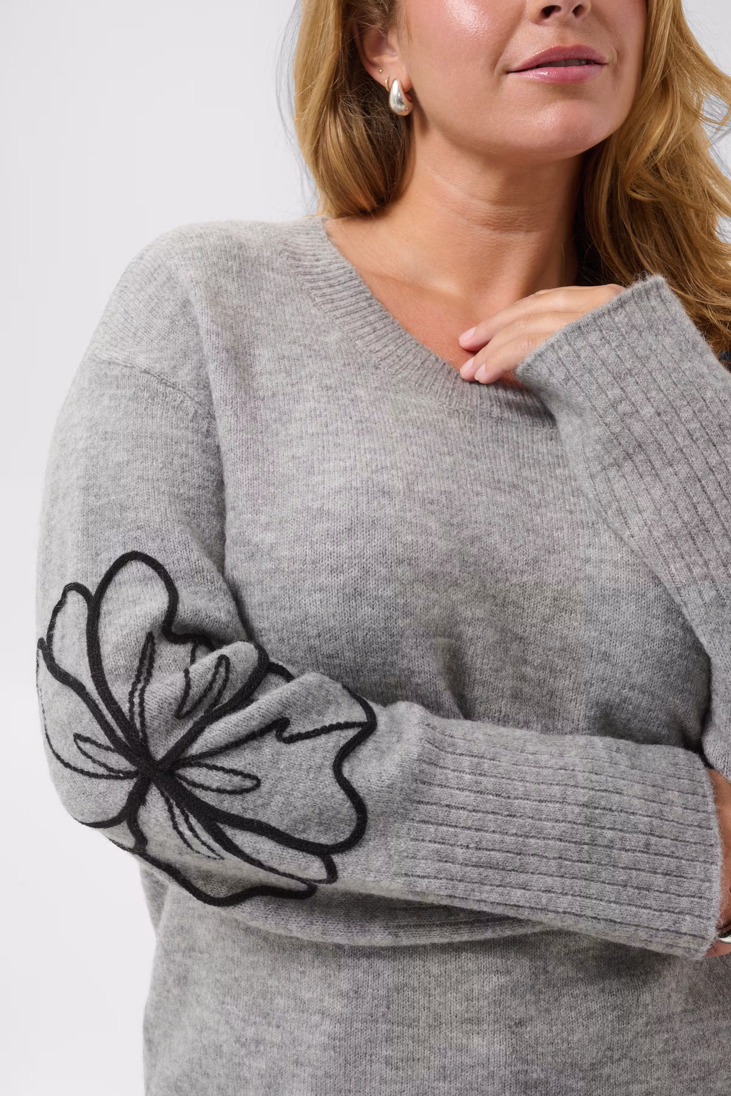 KCerina Pullover LOOKBOOK DETAIL 10584598-1000141