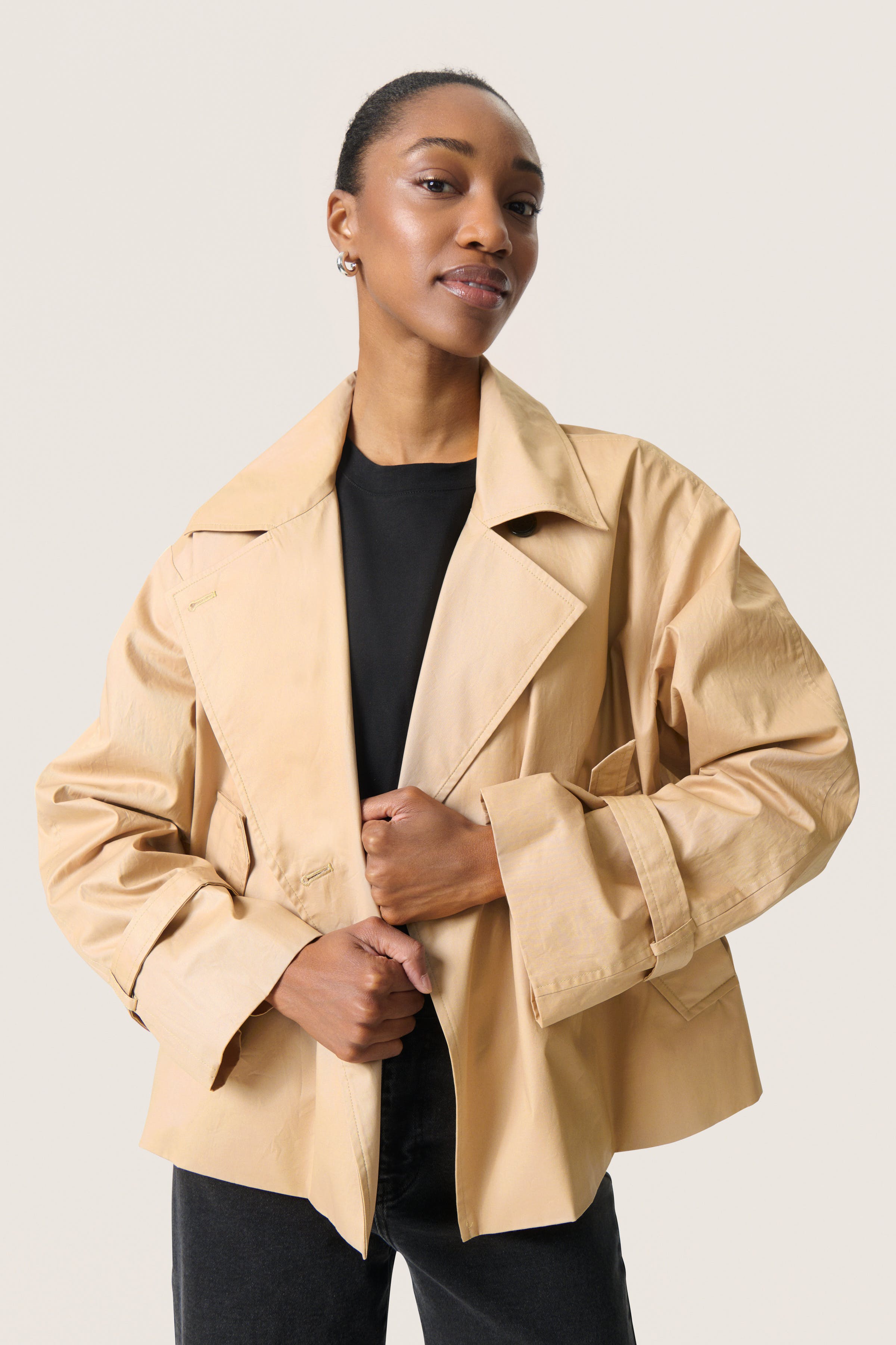 SLFavne Trenchcoat LOOKBOOK FRONT 30408393-160920