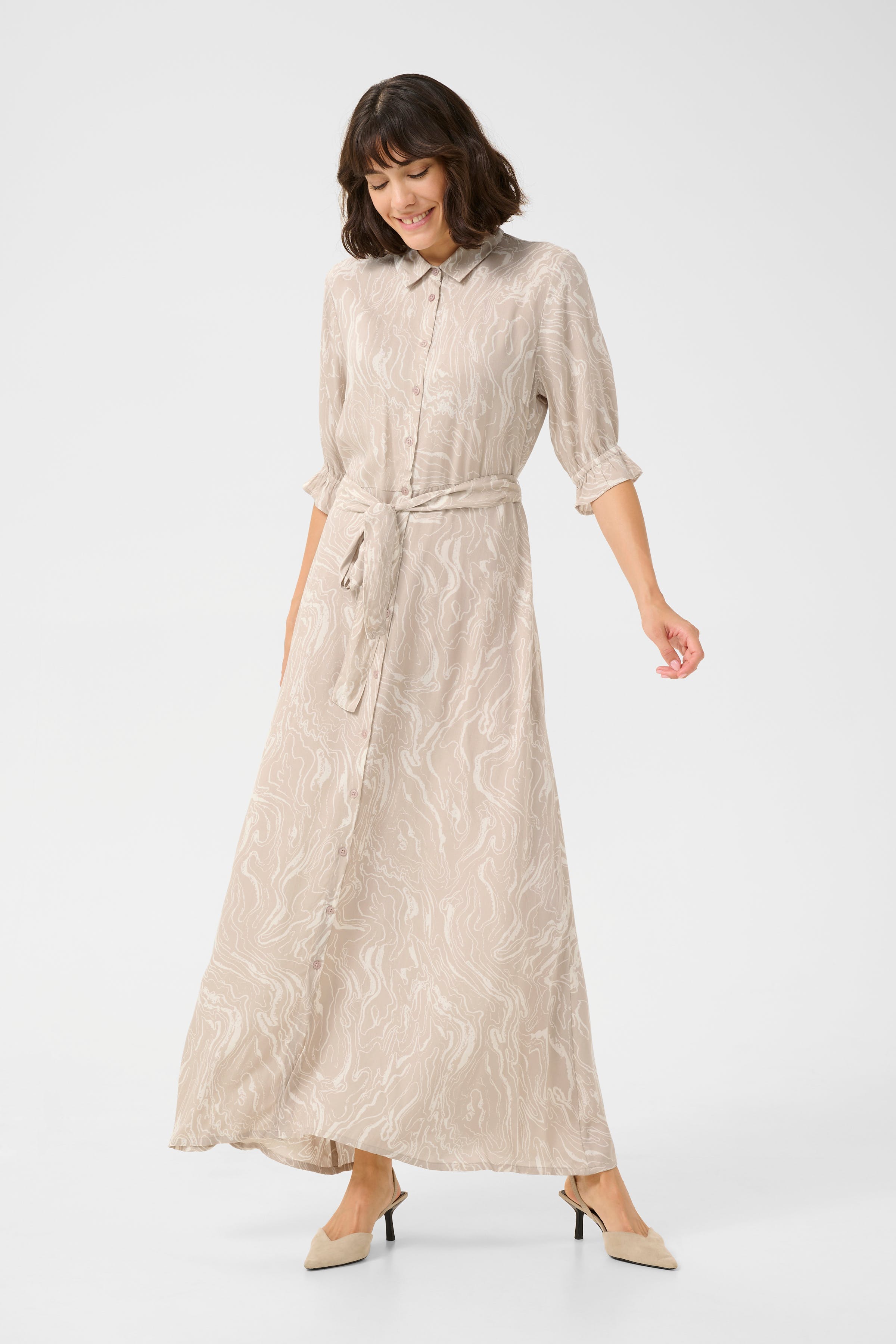 KAmira Klänning LOOKBOOK FRONT 10509807-107282