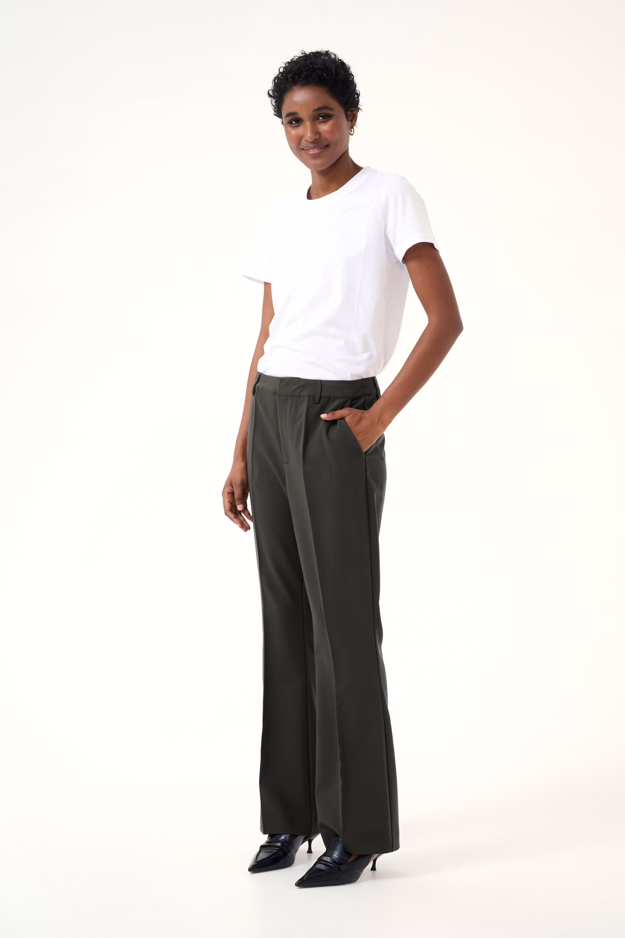 KAsakura Trousers LOOKBOOK FRONT 10509047-190205