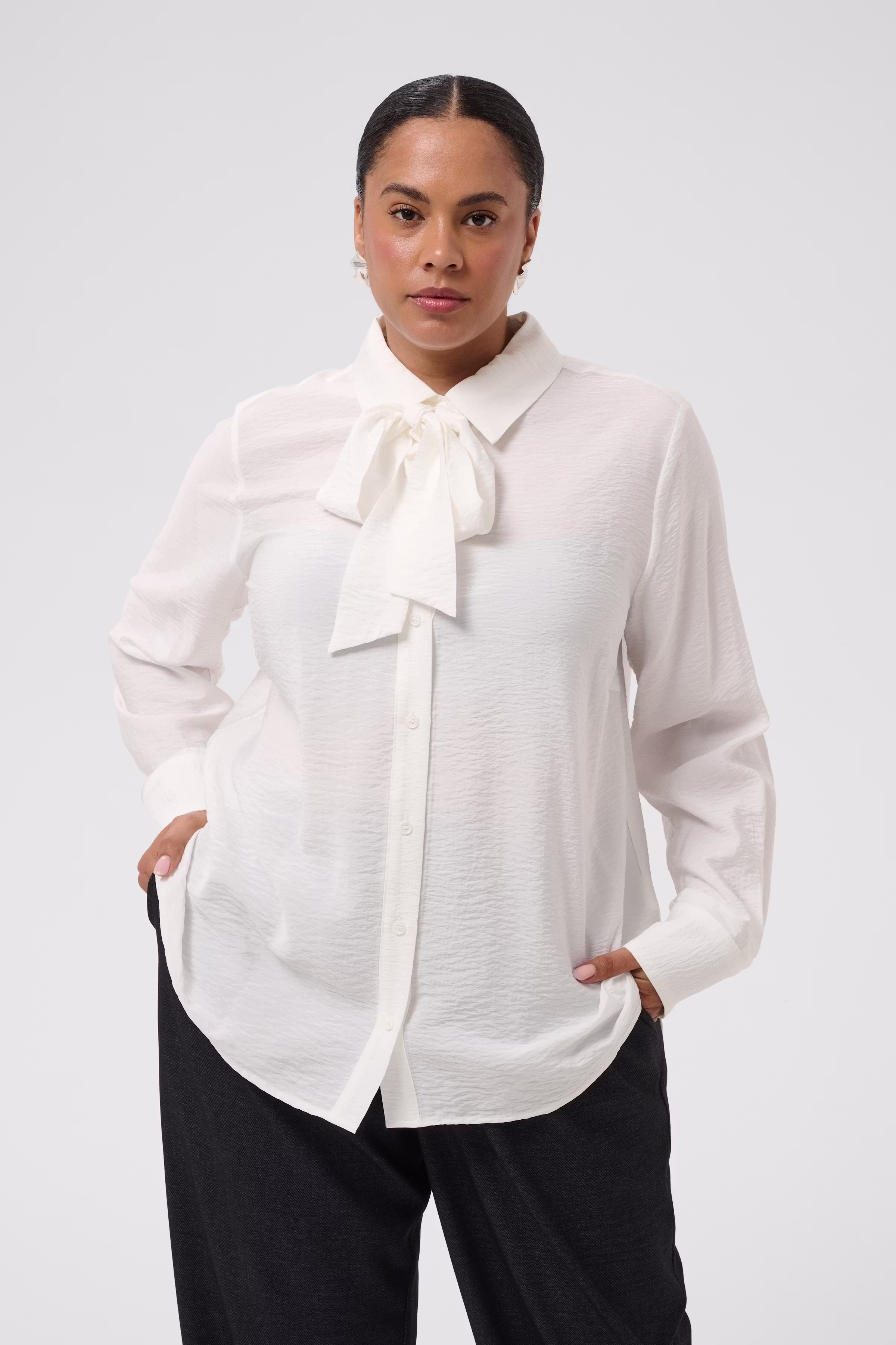 KCgila Hemd LOOKBOOK FRONT 10584359-110602
