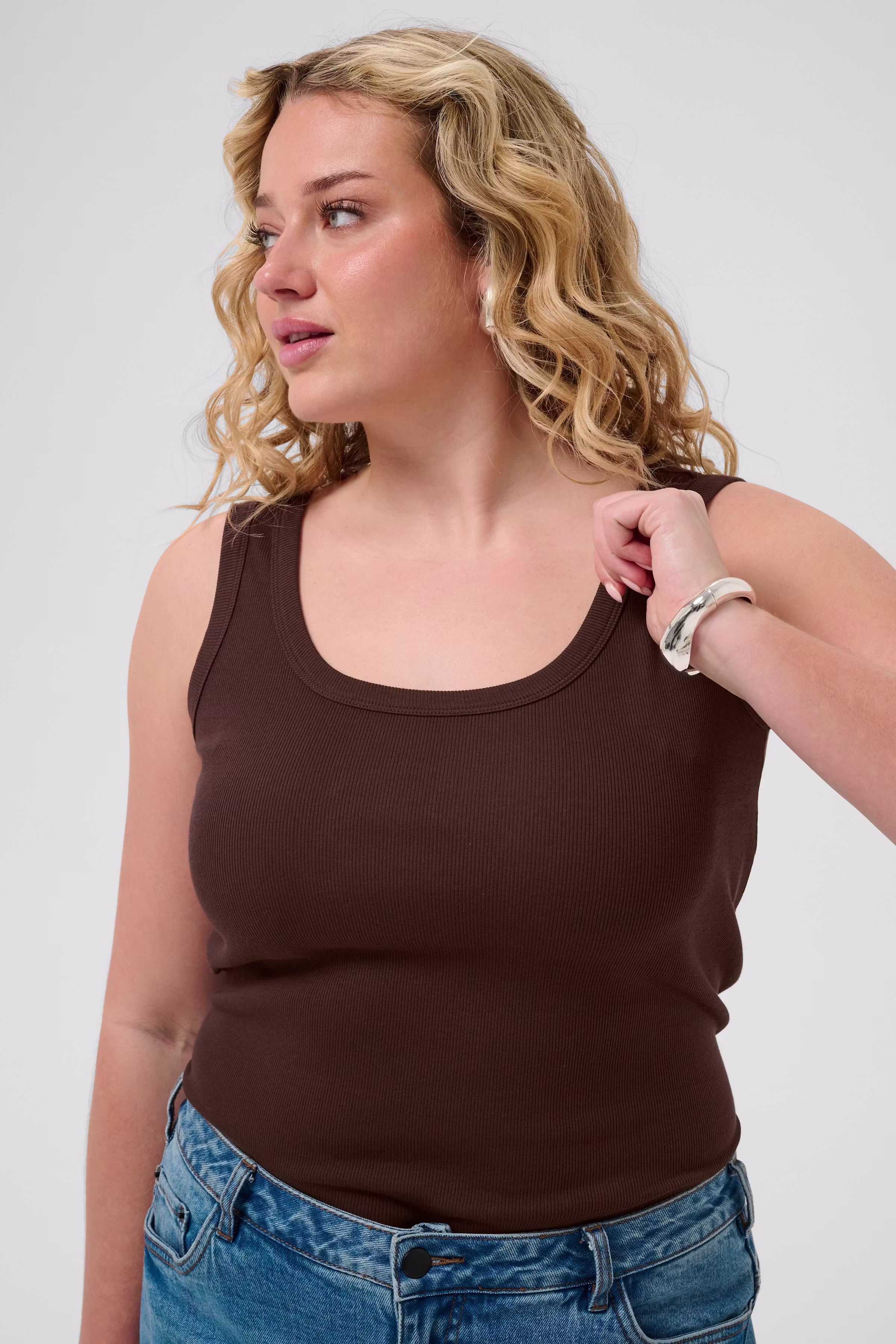 KCcarina Top LOOKBOOK DETAIL 10581396-190915