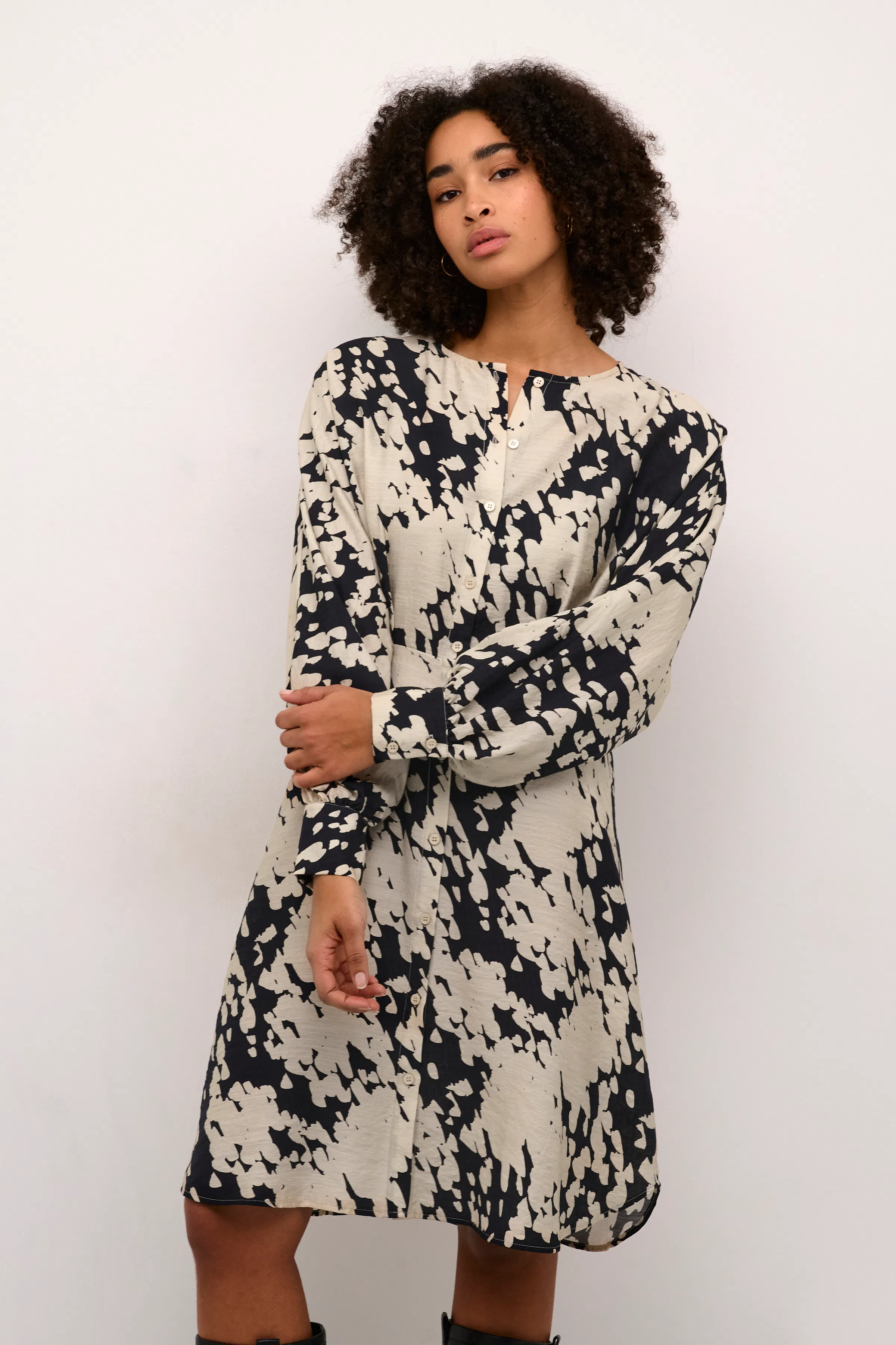 KAlouise Kjole LOOKBOOK FRONT 10508989-106289