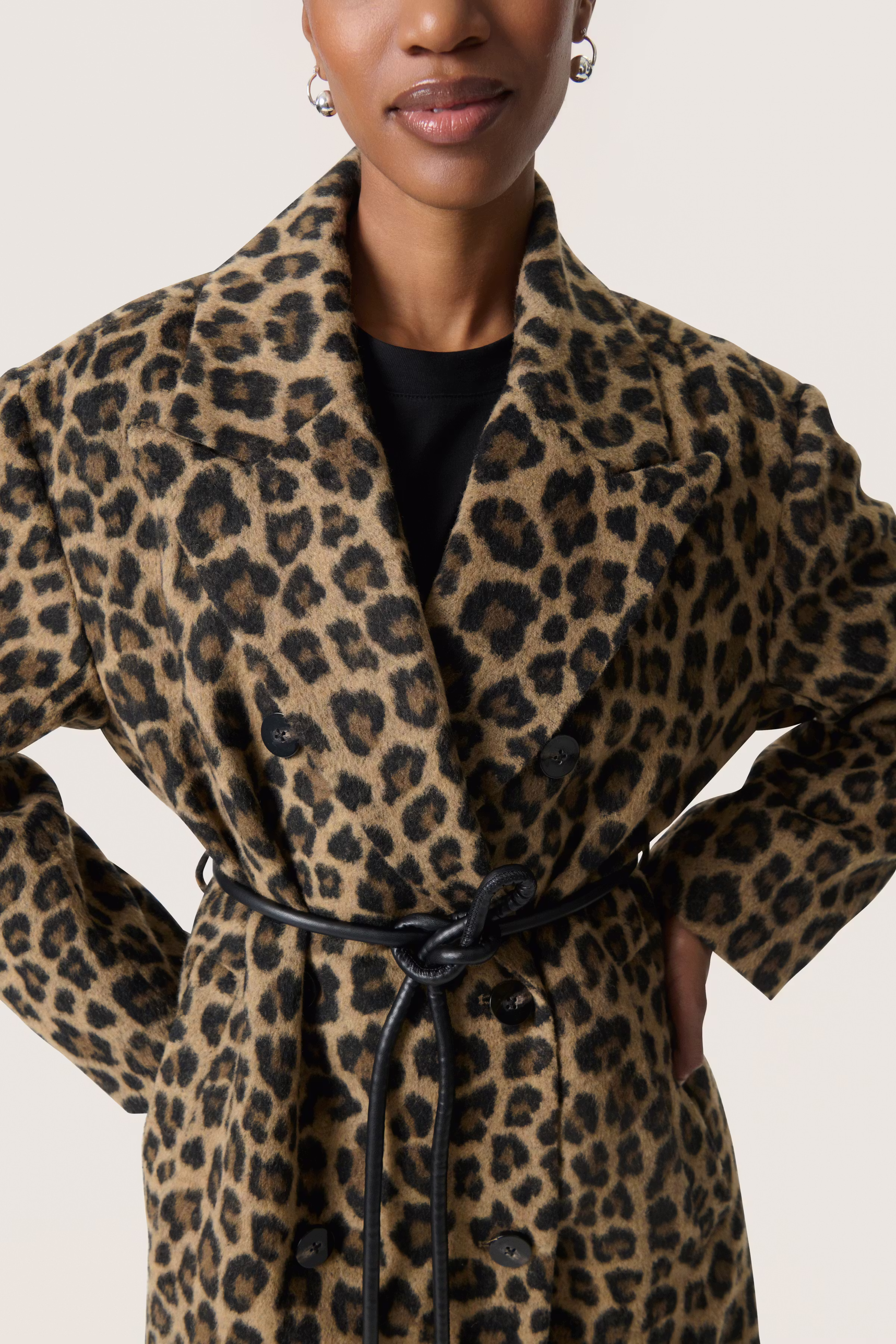 SLLeony Coat LOOKBOOK DETAIL 30408683-304321