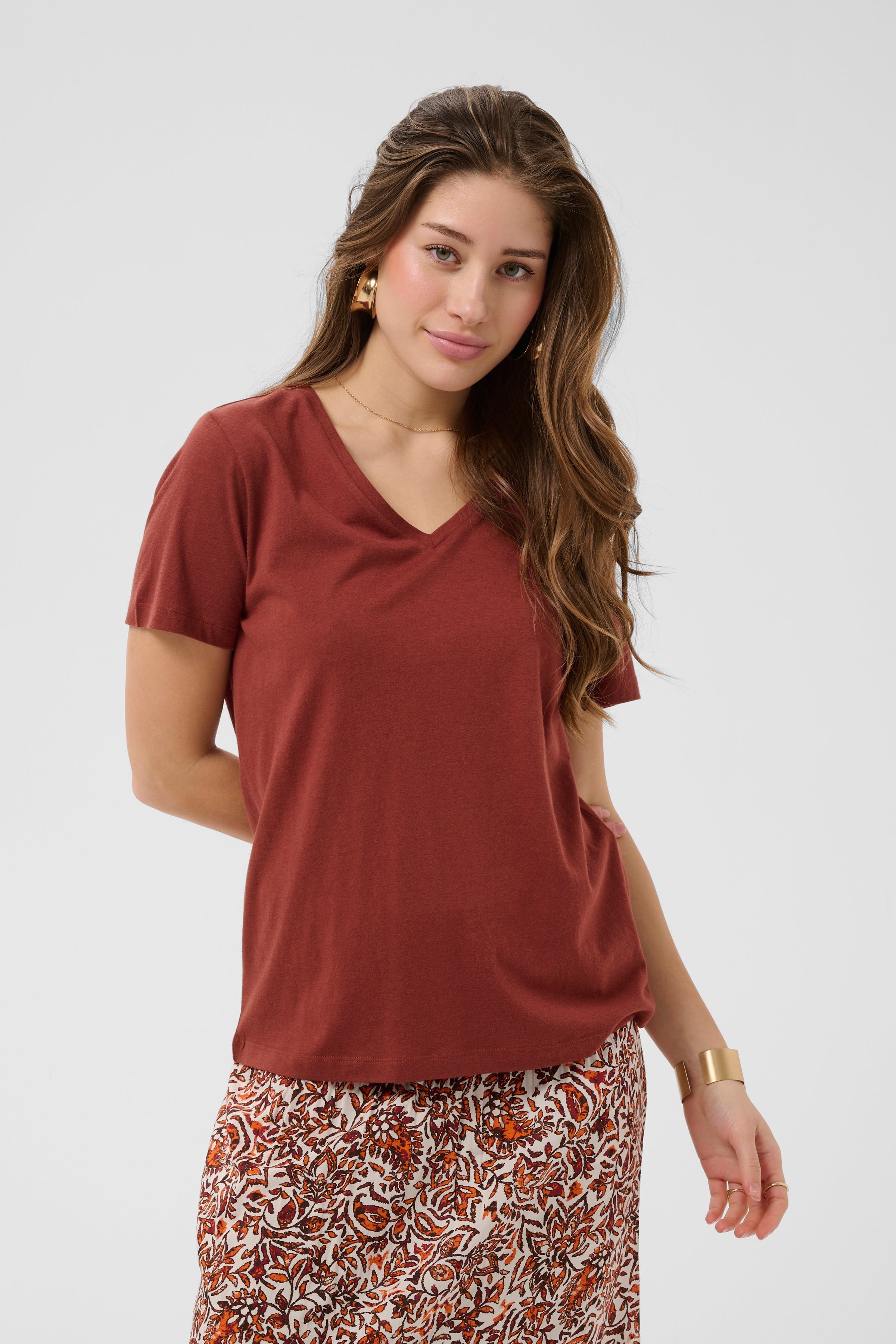Naia T-shirt LOOKBOOK FRONT 10604508-181323