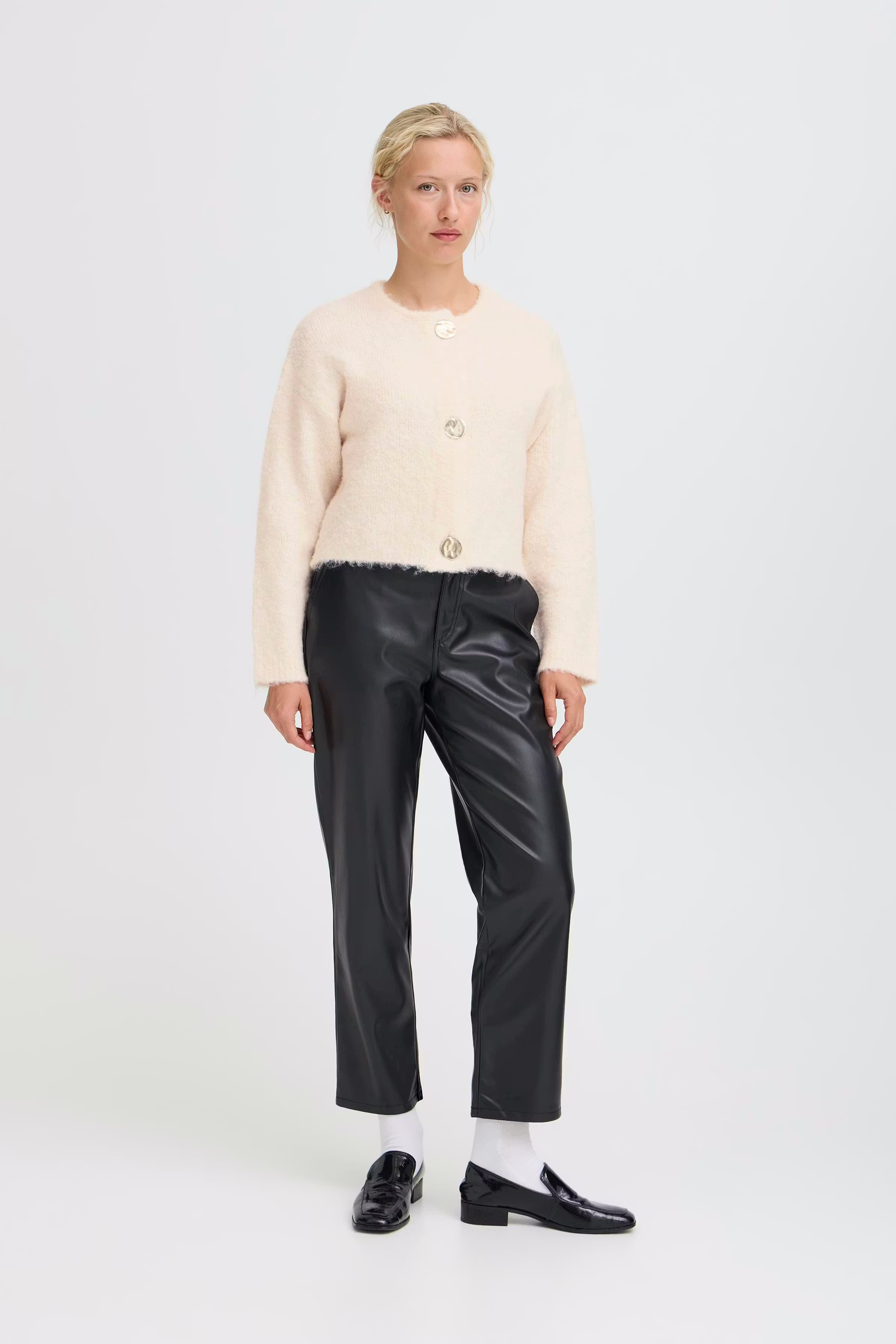 BYOMANTA Cardigan LOOKBOOK FRONT 20818117-1309051