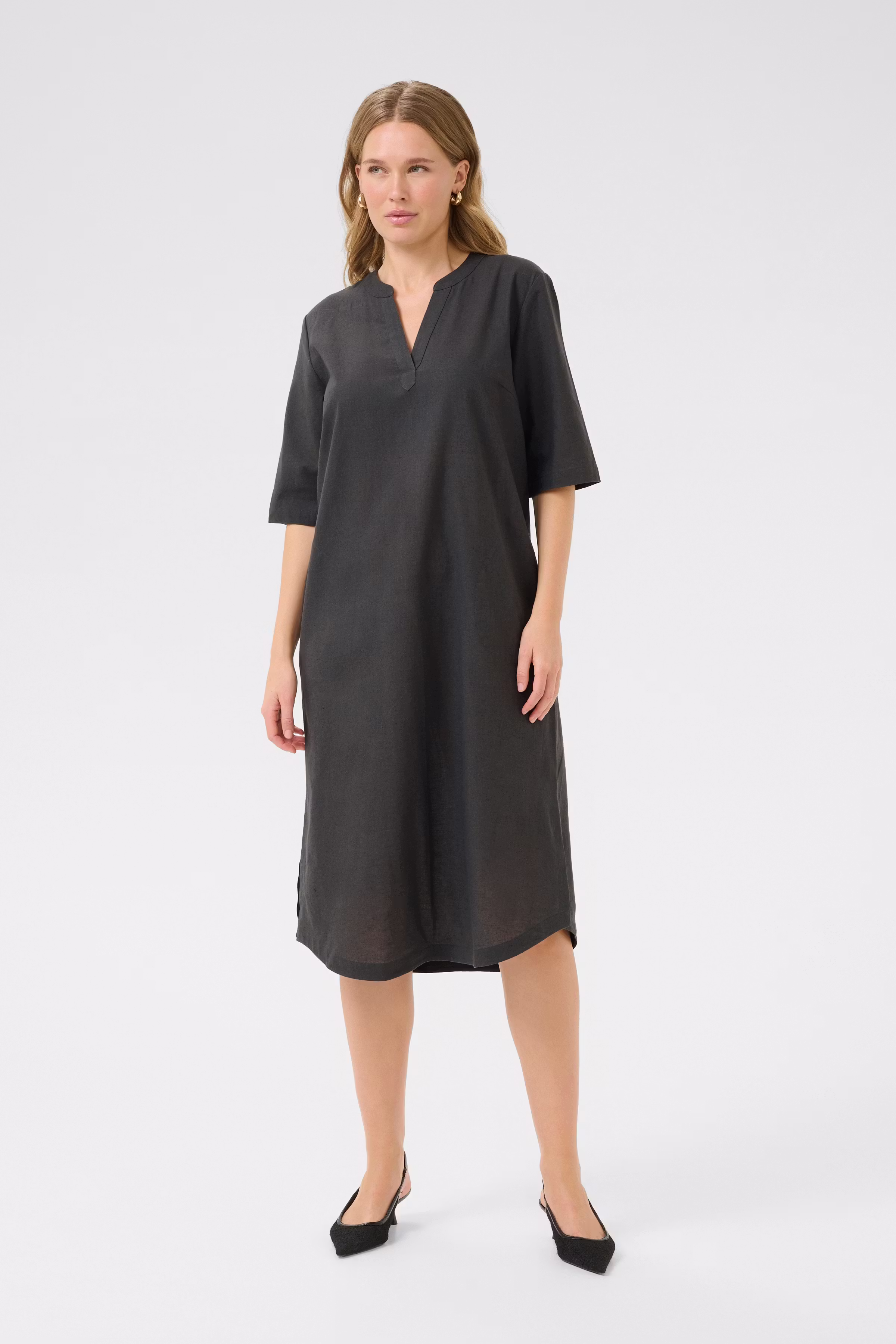 BPkia Klänning LOOKBOOK FRONT 10590414-194215B