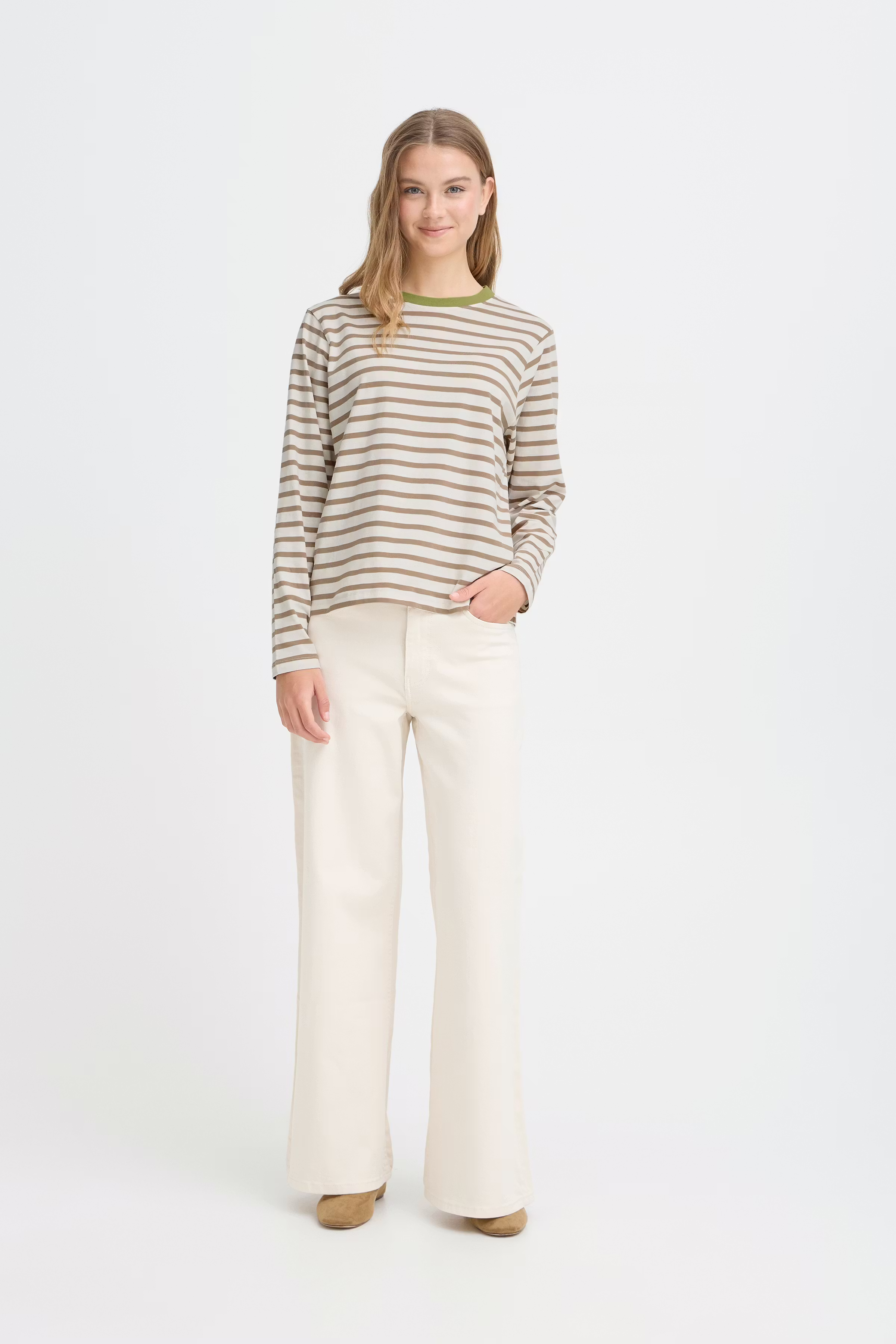 IHMIRA T-shirt LOOKBOOK FRONT 20125009-900003456