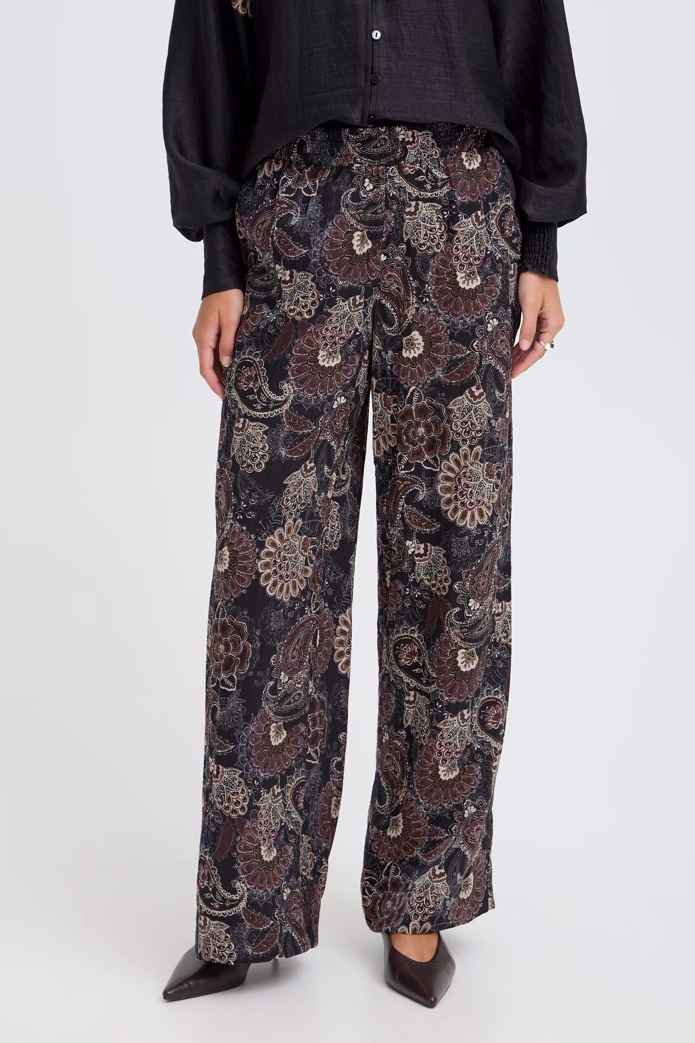 FRMADARA Hose LOOKBOOK FRONT 20618520-900016245