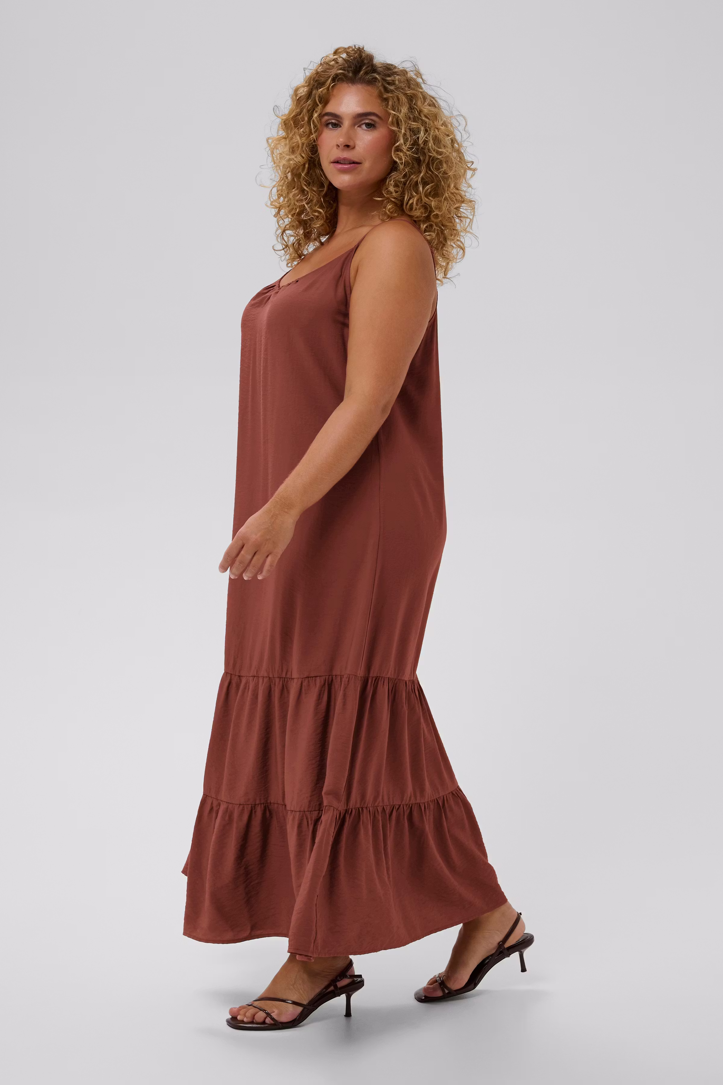 KCemilia Dress LOOKBOOK FRONT 10584150-191334