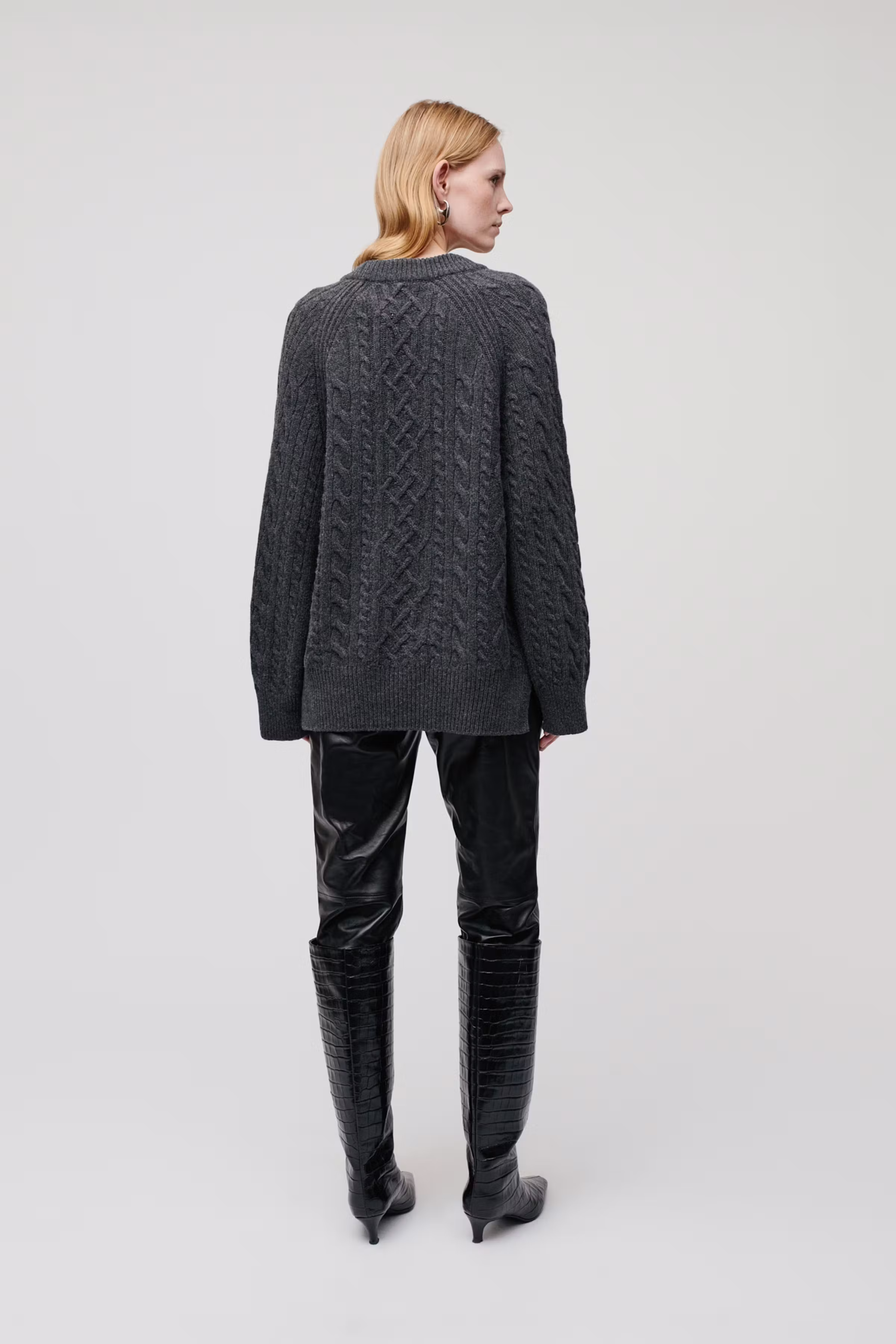 KLARINA Pullover LOOKBOOK BACK 30600377-GY949