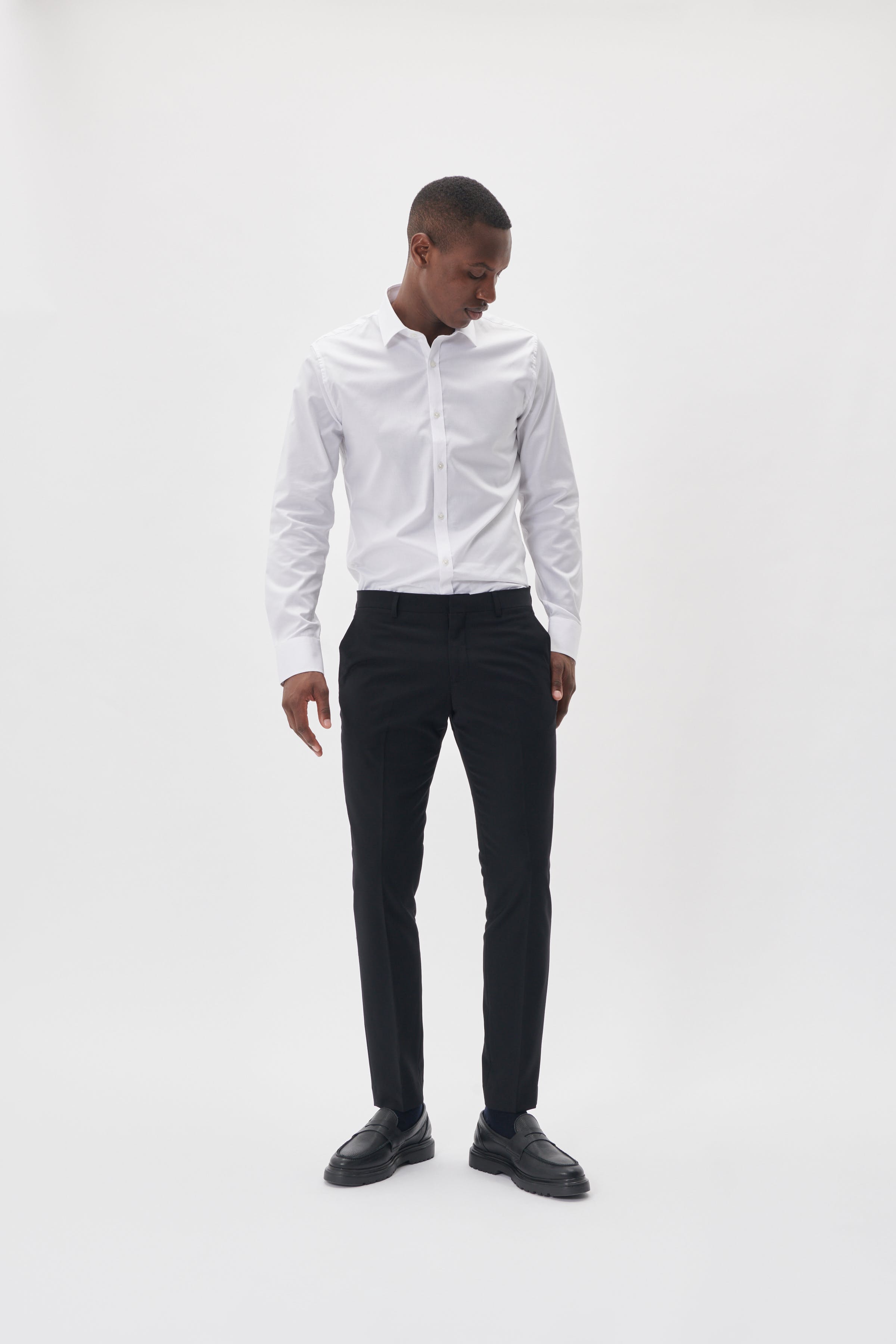 Vincent Bukser LOOKBOOK FRONT 30203434-20050