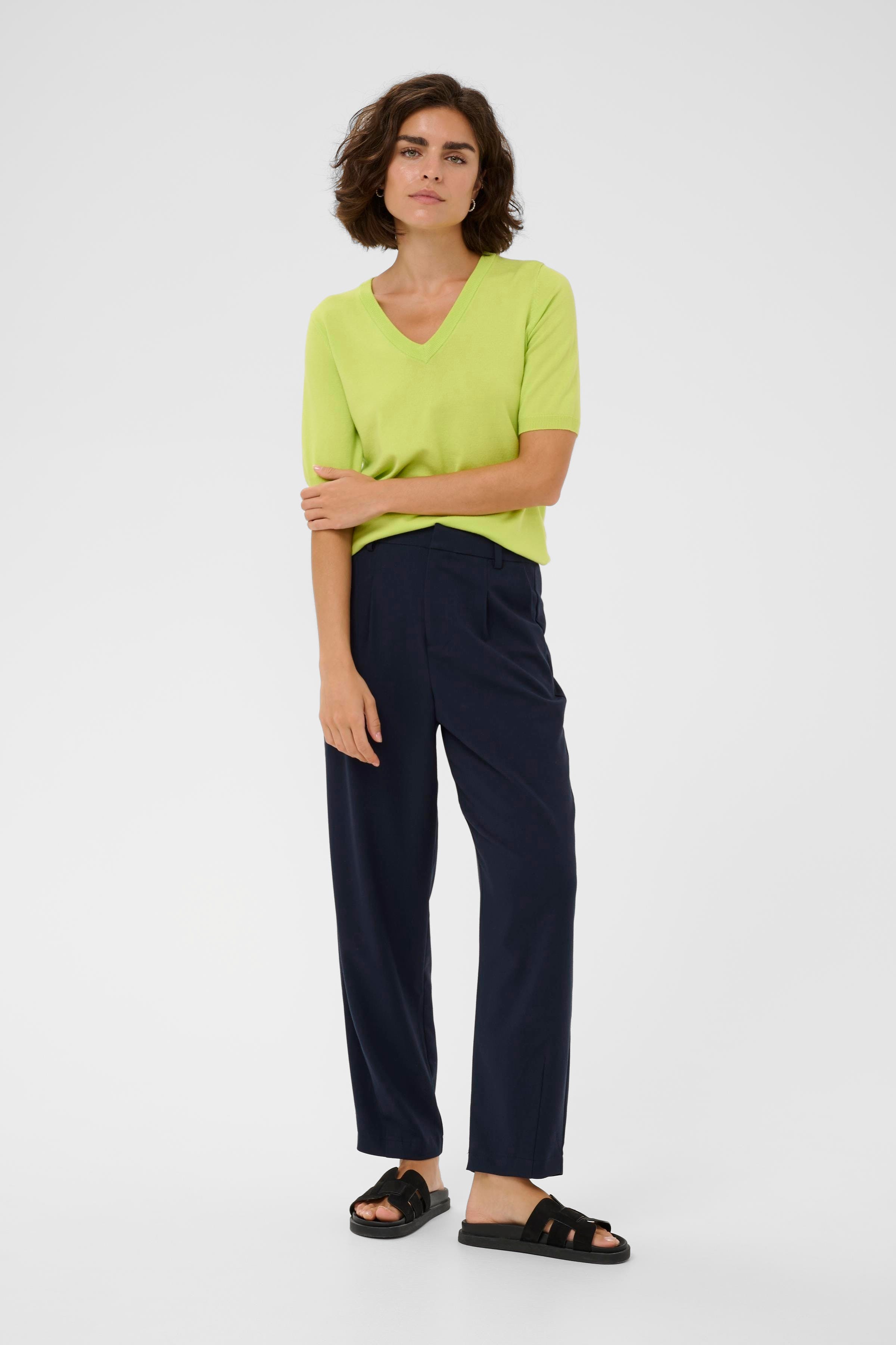 KAmerle Trousers LOOKBOOK FRONT 10511341-194020