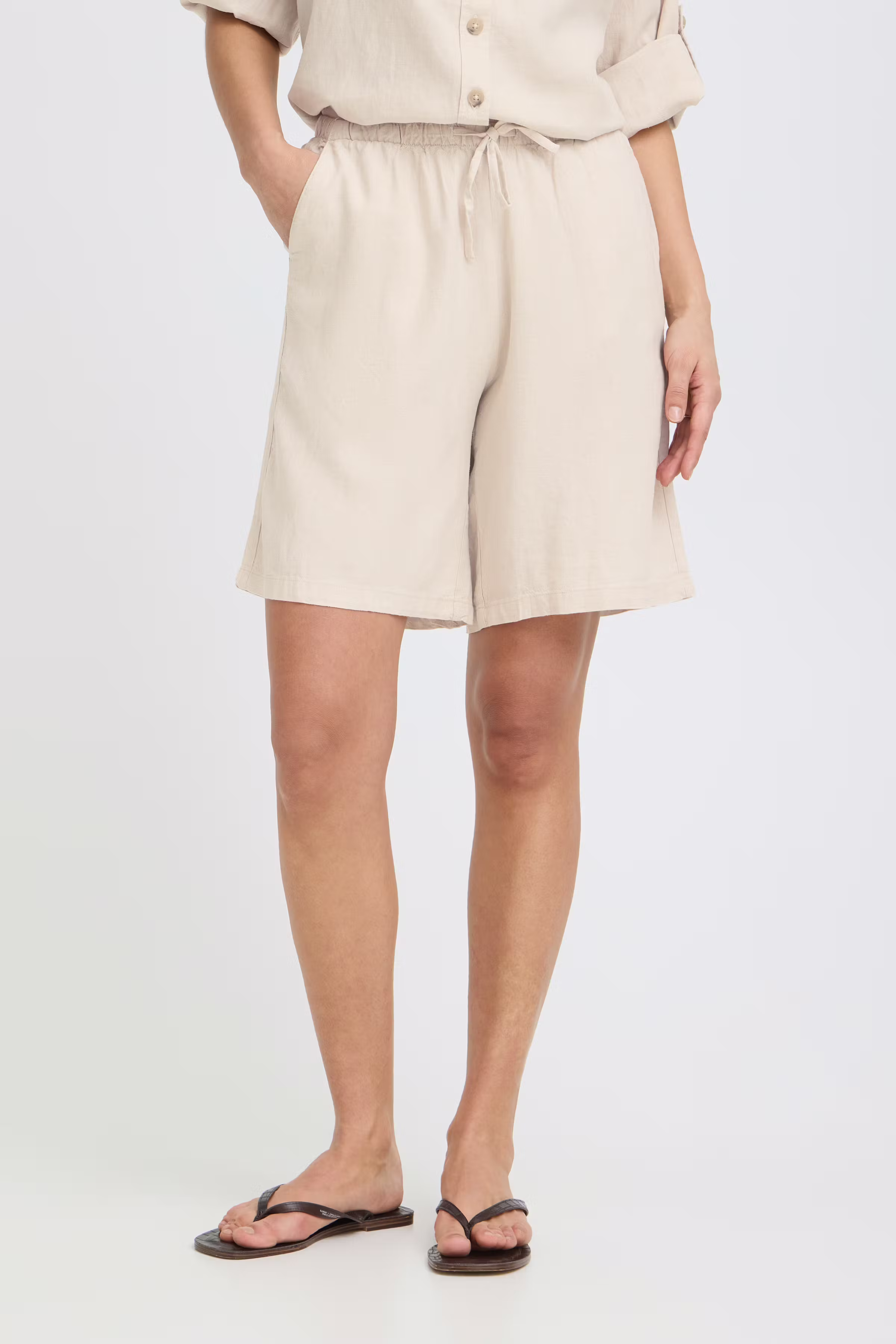 BYFALAKKA Shorts LOOKBOOK FRONT 20816608-1353041