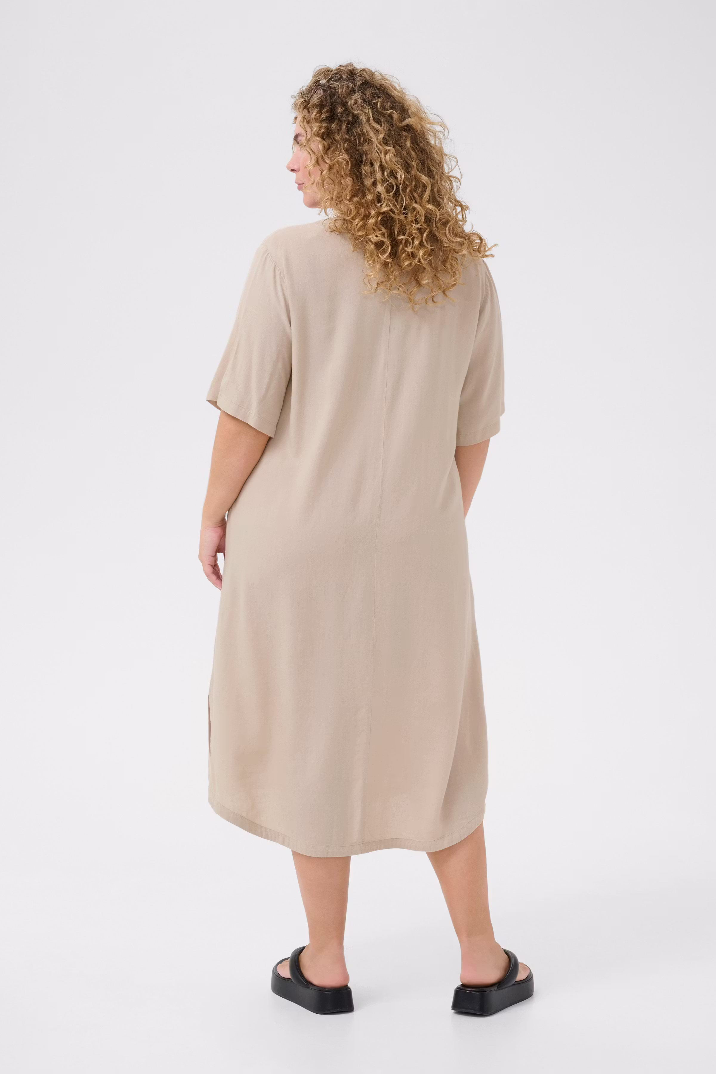 KCmille Dress LOOKBOOK BACK 10582218-151305