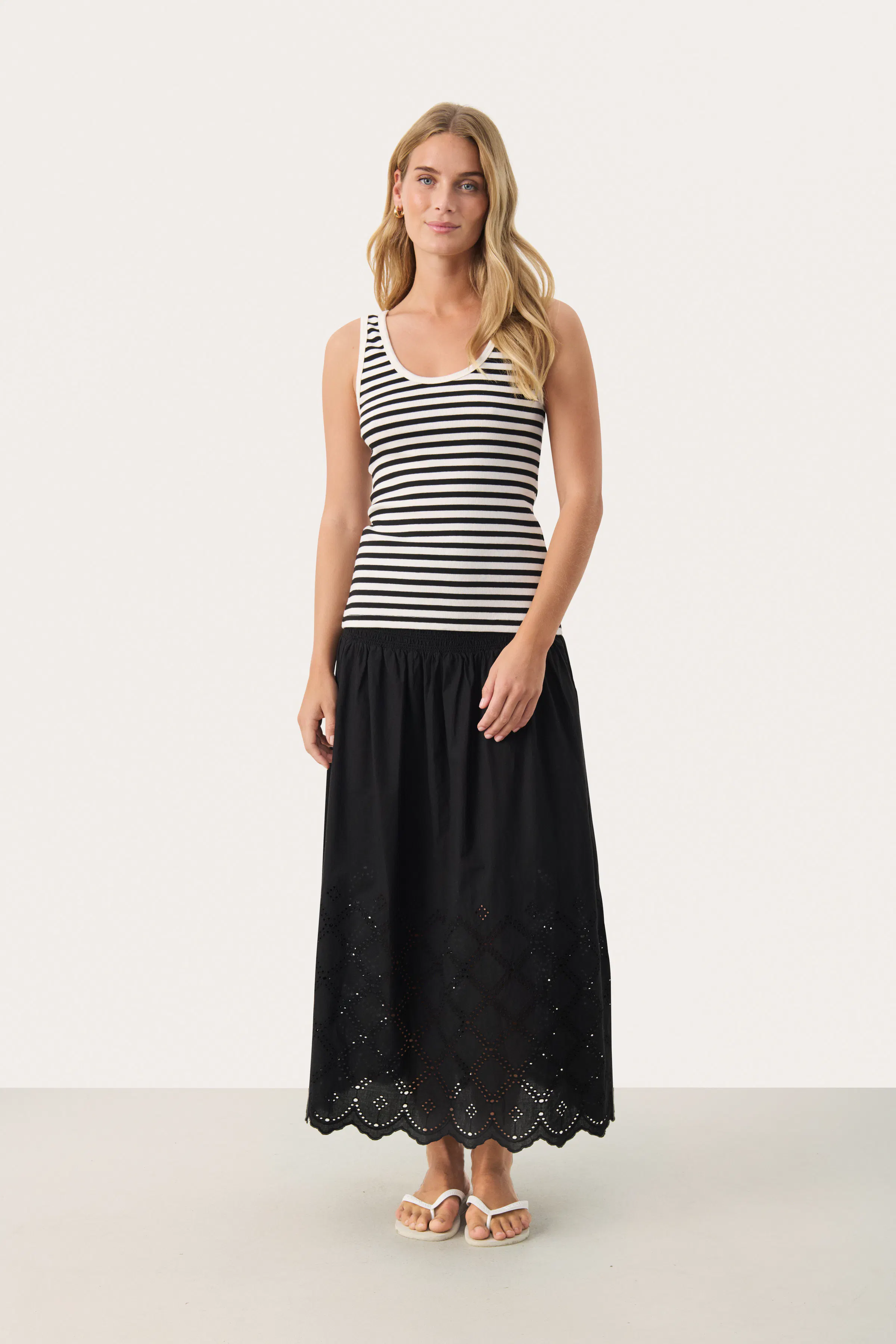 RoselynPW Top LOOKBOOK FRONT 30309651-303782