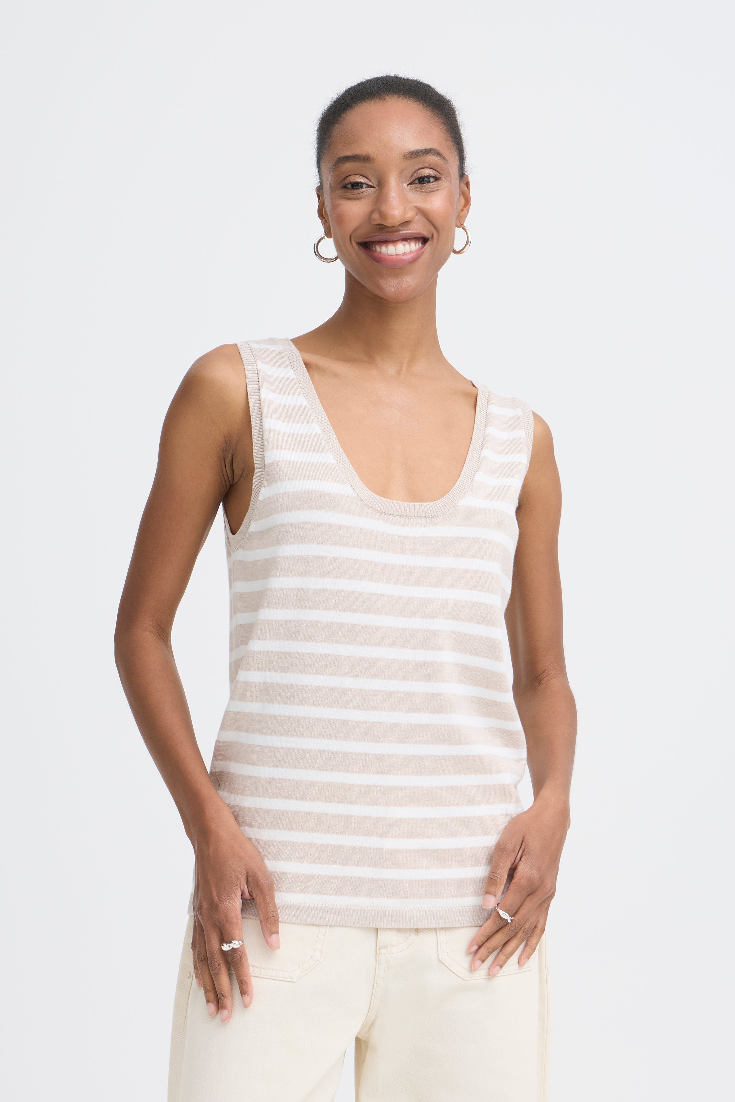 IHLULS Top LOOKBOOK FRONT 20125820-900007361