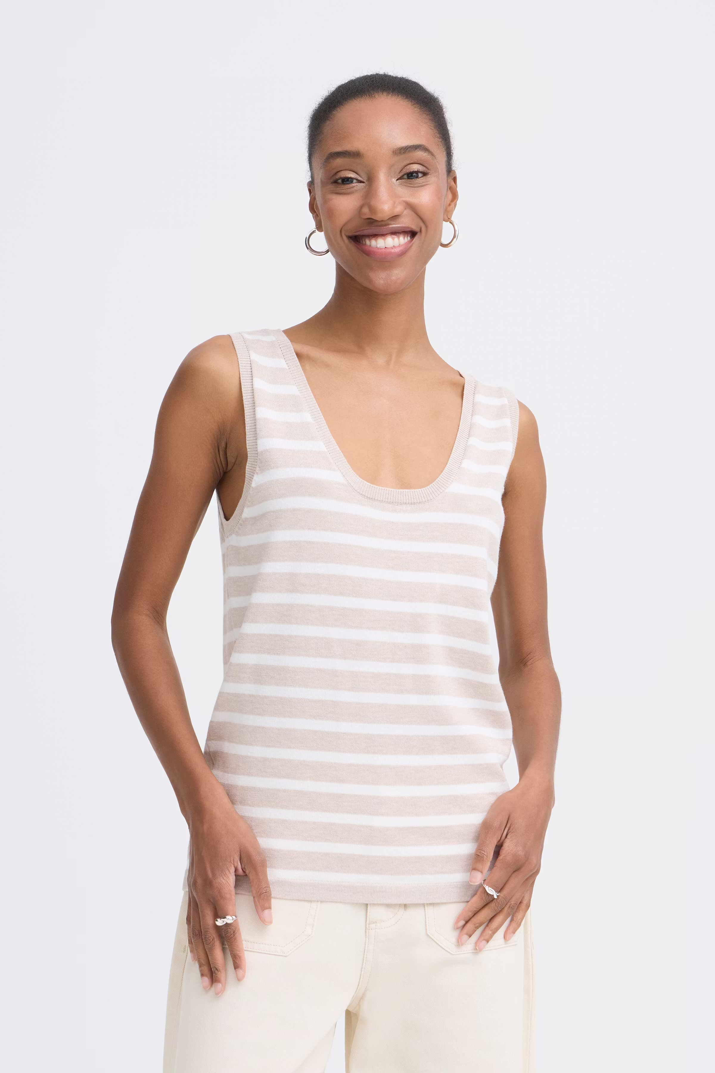 IHLULS Top LOOKBOOK FRONT 20125820-900007361