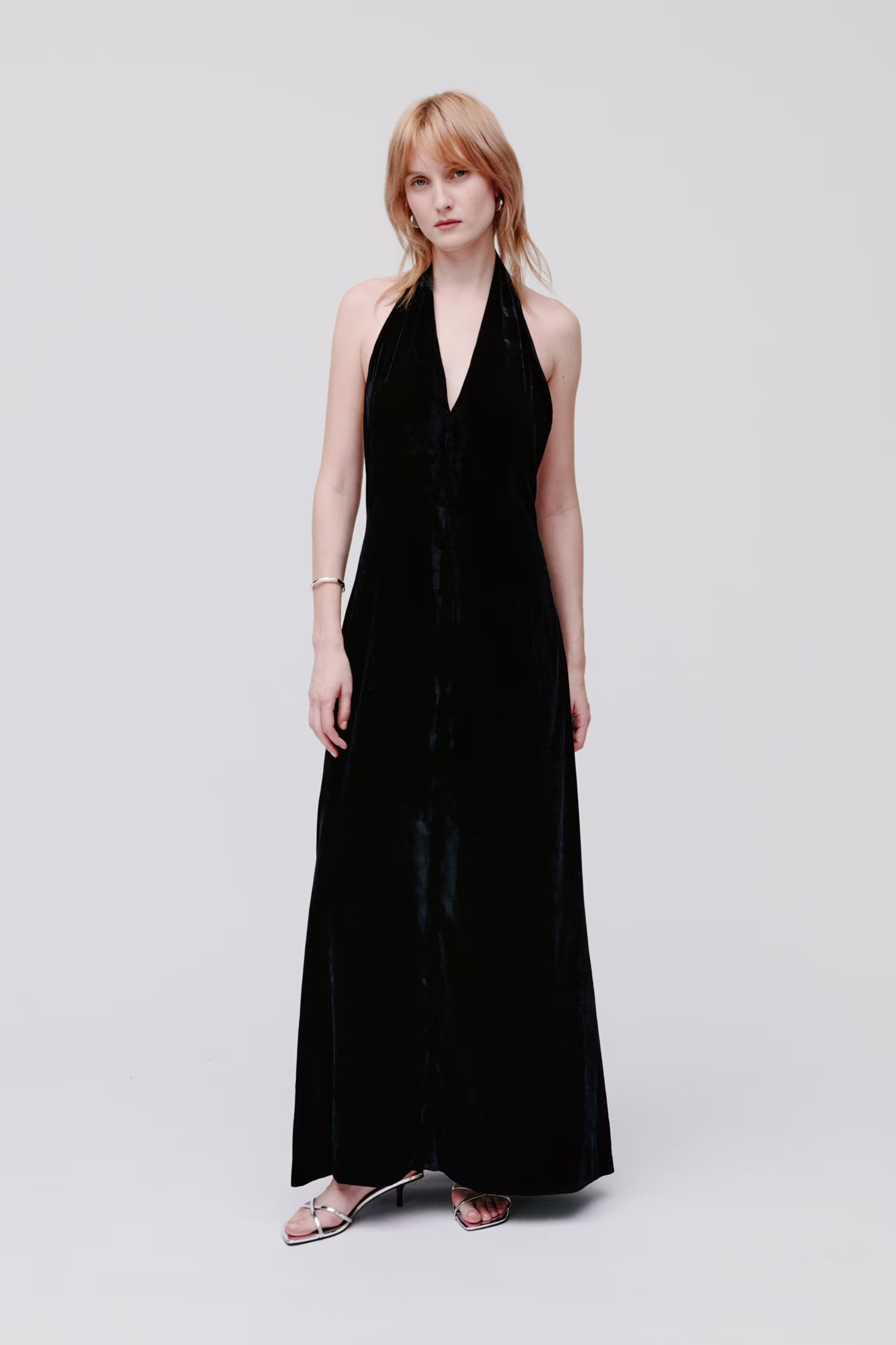 NESTA Dress LOOKBOOK FRONT 30600747-BK999