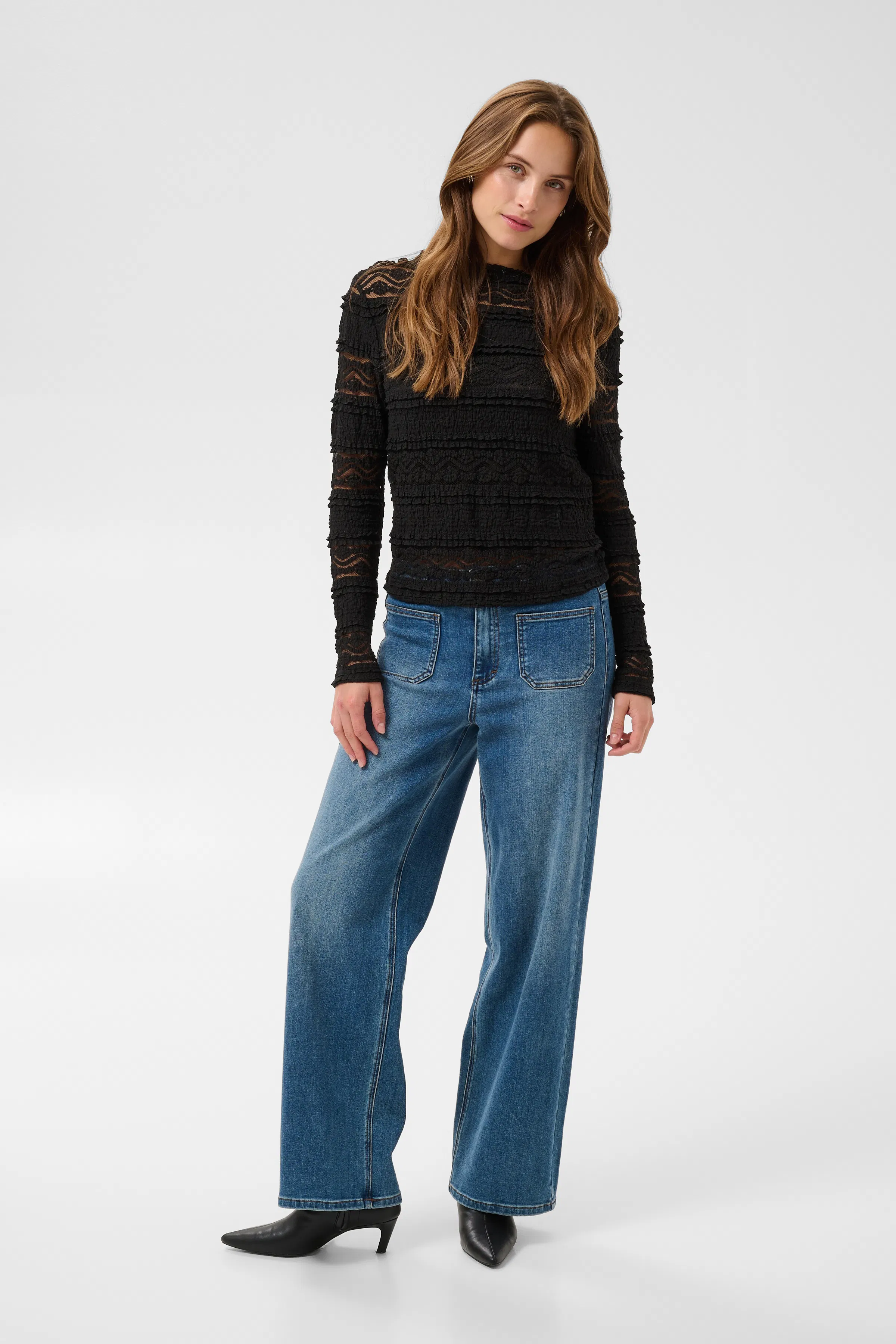 KAanne T-shirt LOOKBOOK FRONT 10513050-100121