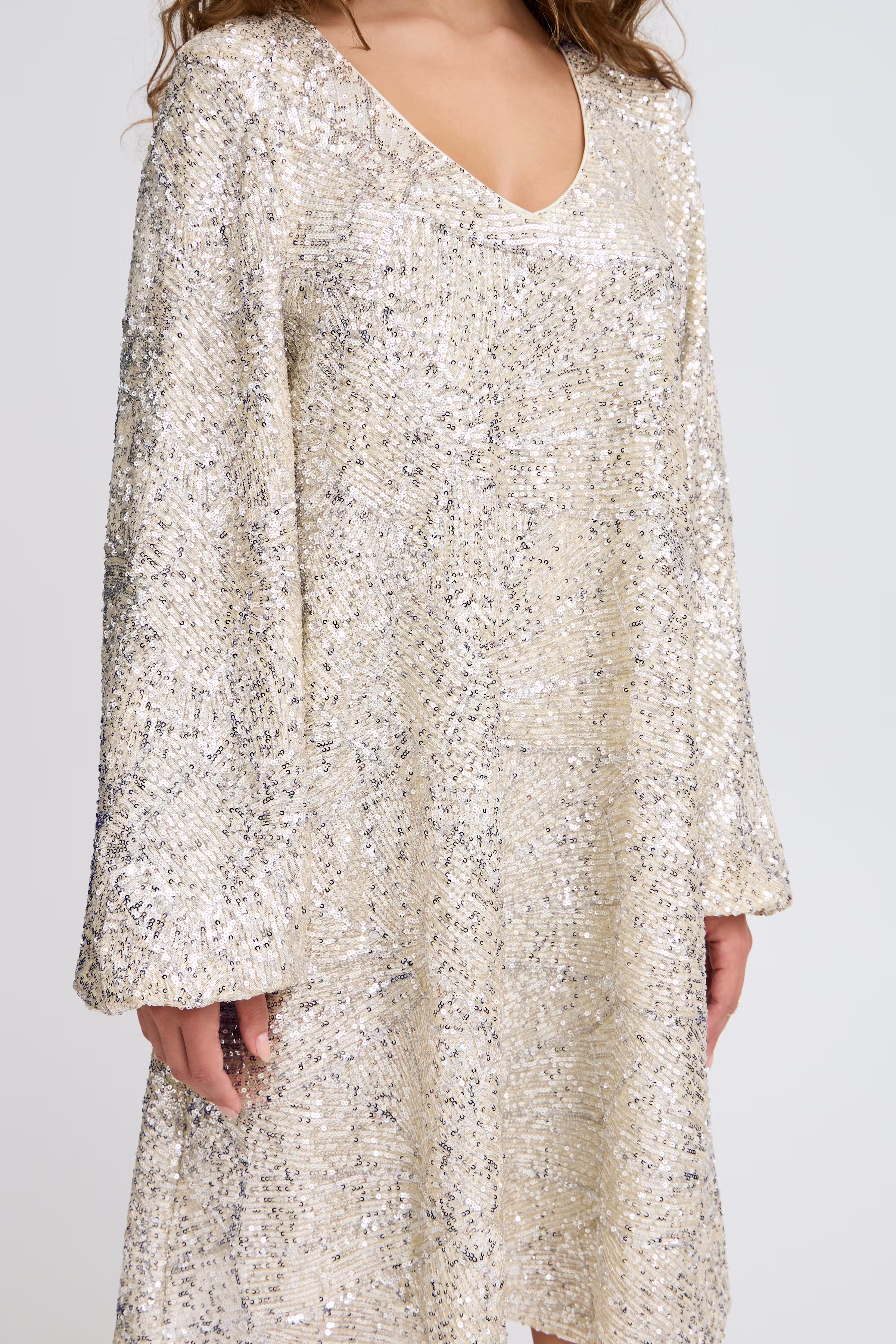 IHFAUCI Kjole LOOKBOOK DETAIL 20120062-204751