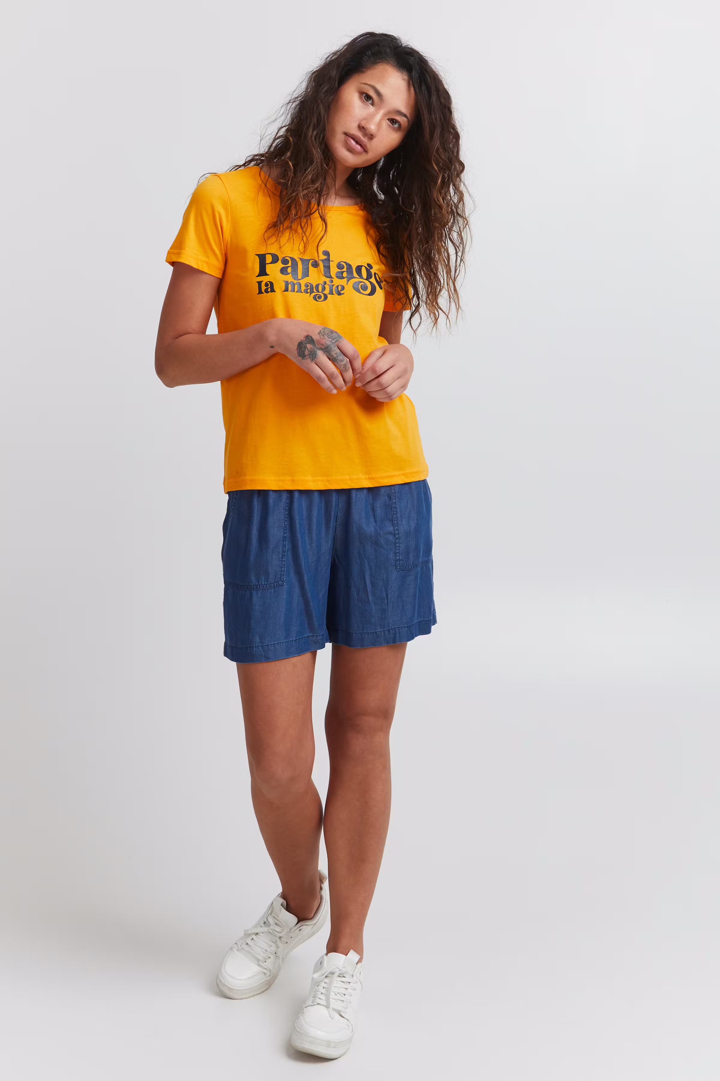 IHCAMINO T-shirt LOOKBOOK FRONT 20116448-151058