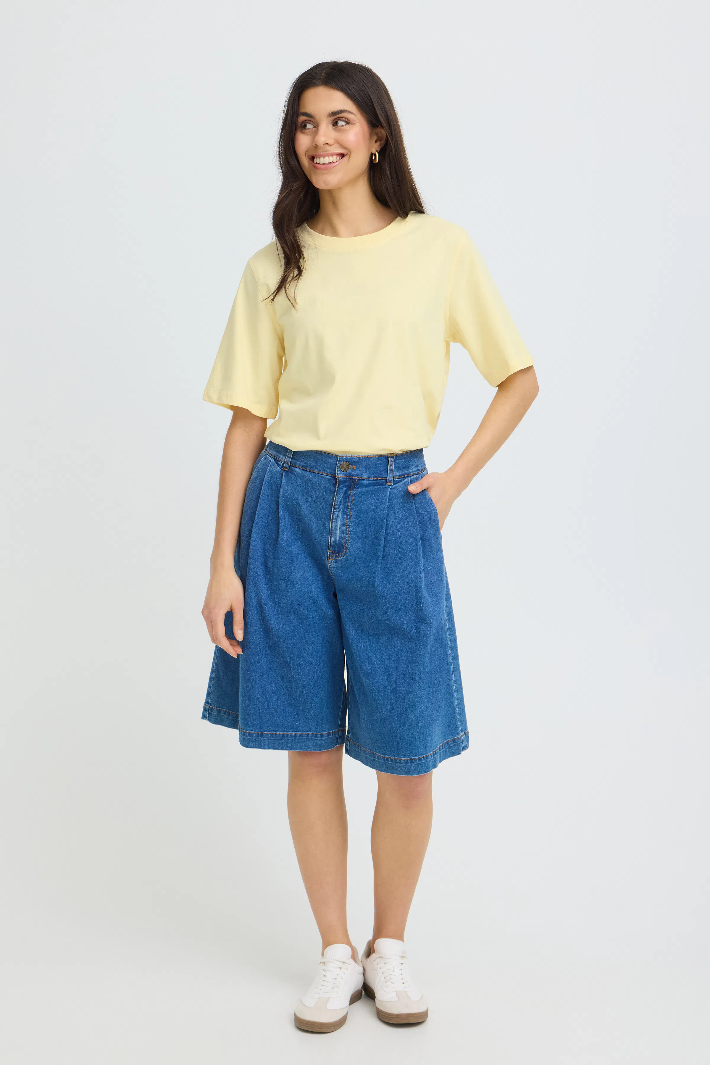 FRZASHOULDER T-shirt LOOKBOOK FRONT 20615767-110616
