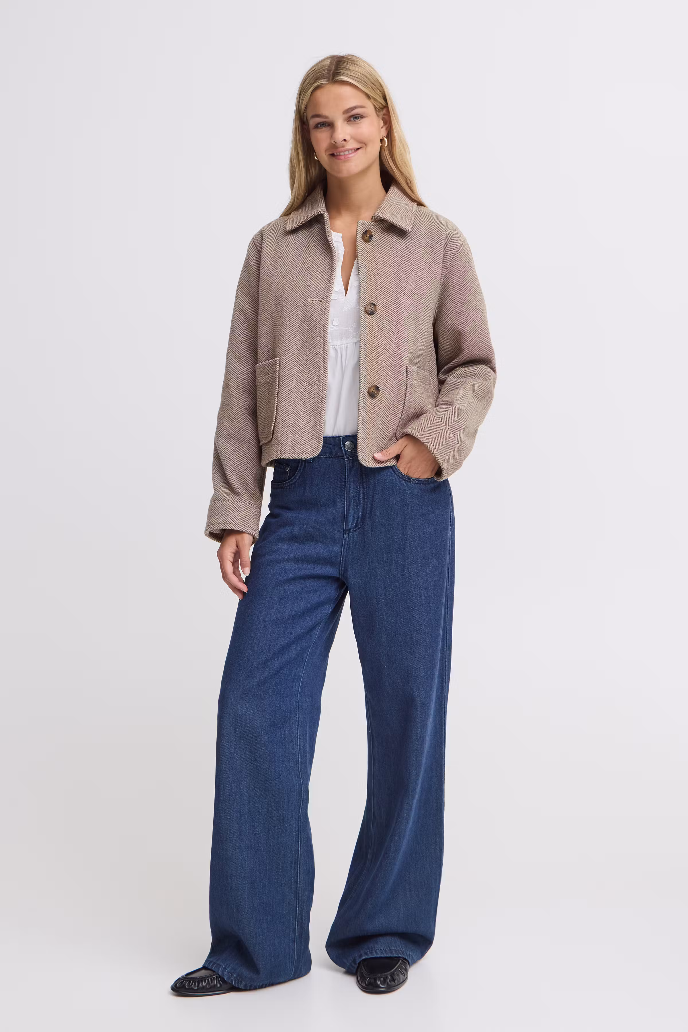 FREVILLA Outerwear LOOKBOOK FRONT 20617962-900009856