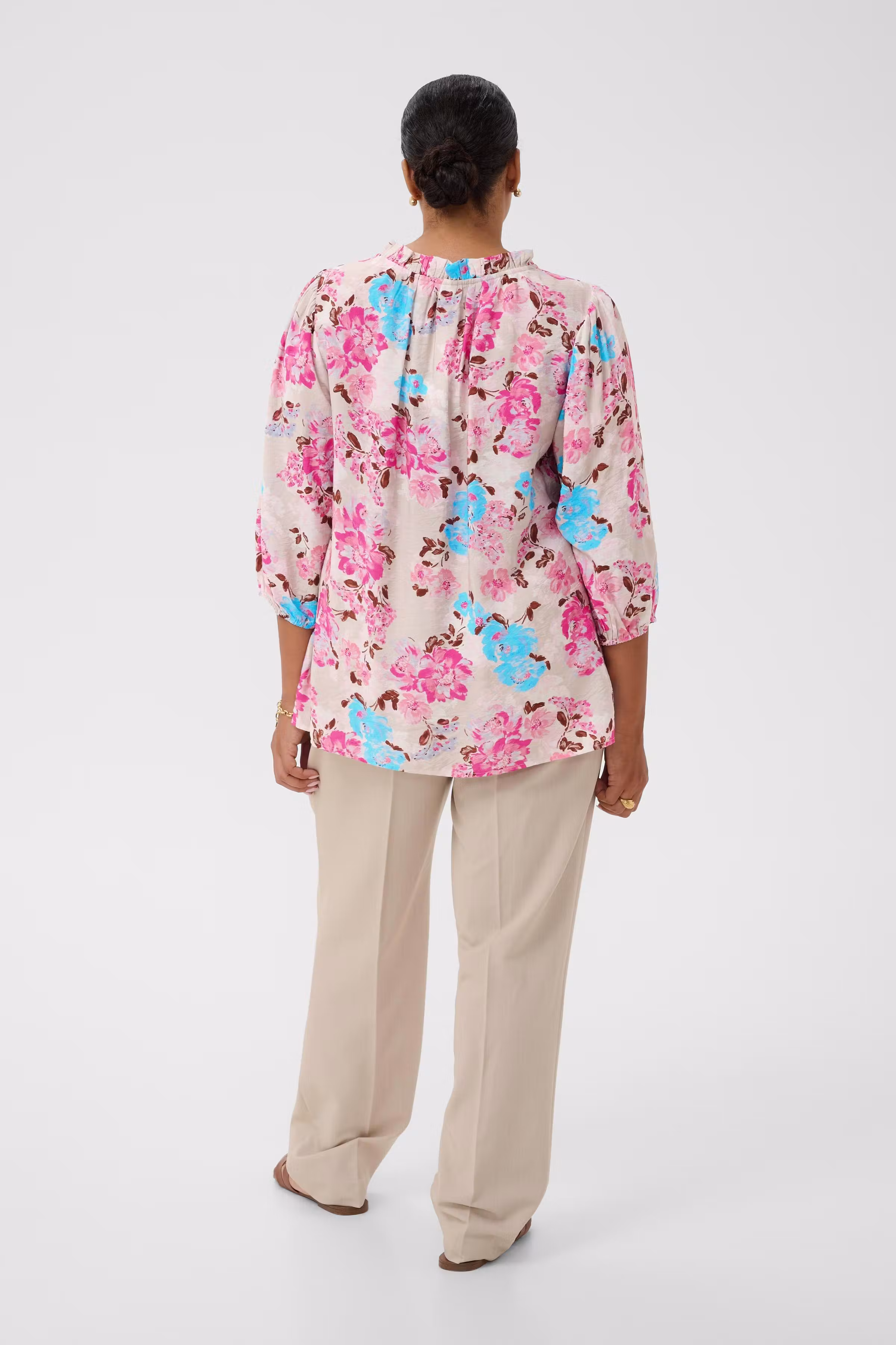 KChayley Bluse LOOKBOOK BACK 10584162-109324