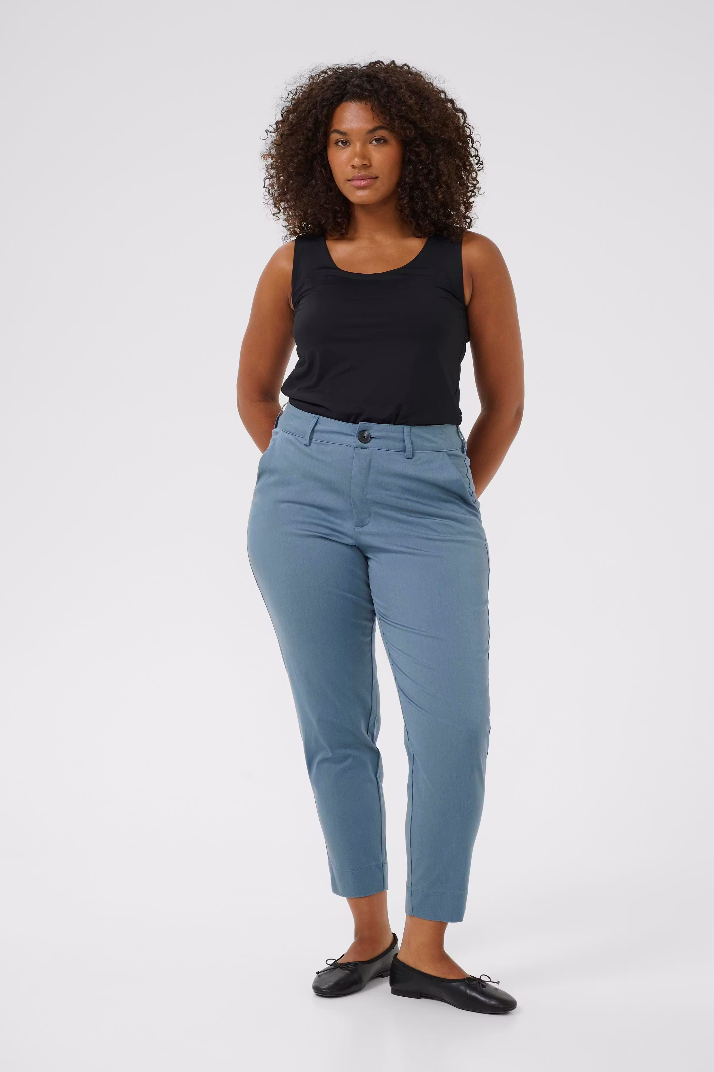 KCleana Trousers LOOKBOOK FRONT 10581546-184028