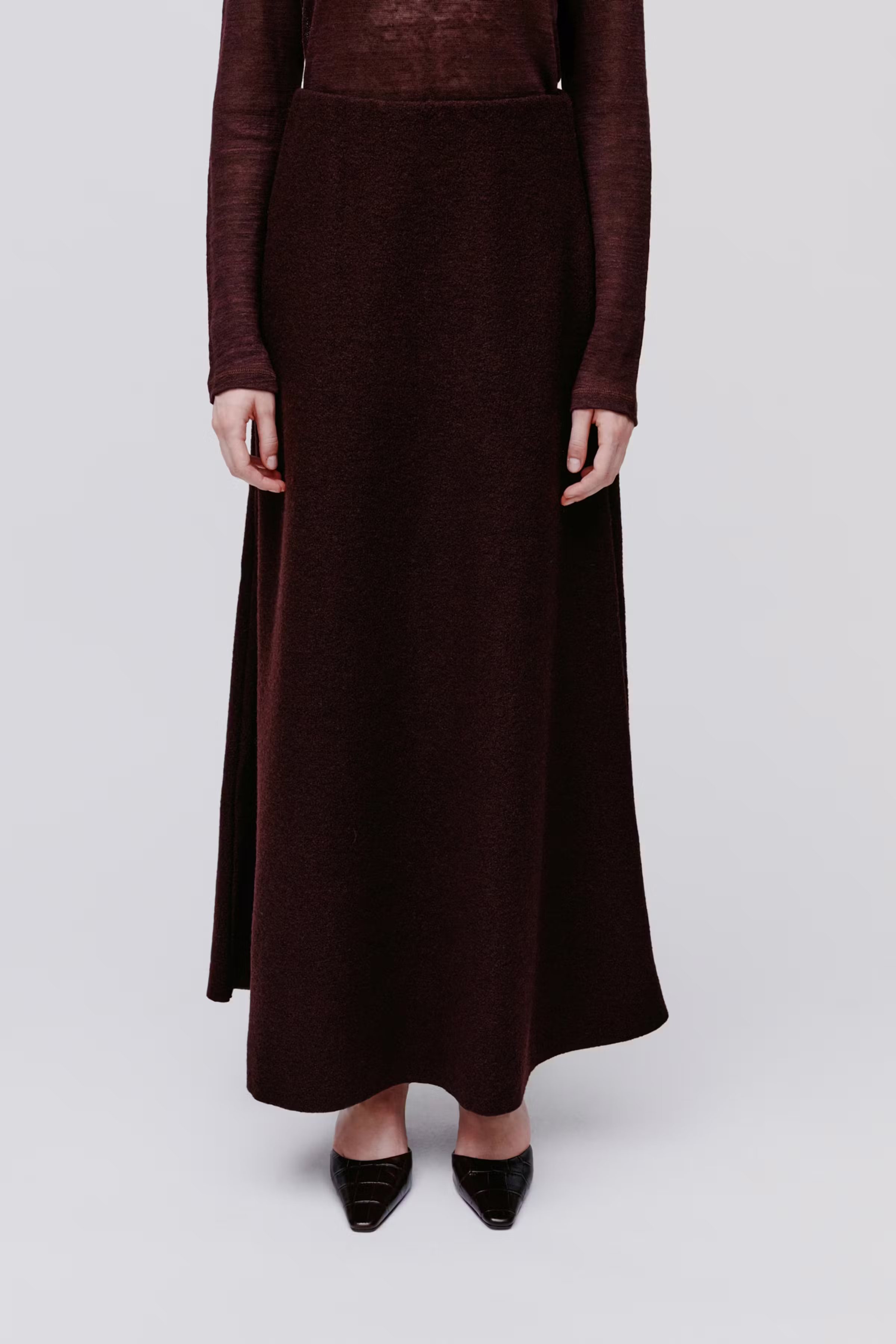 IOSABRINA Kjol LOOKBOOK FRONT 30600650-RE400