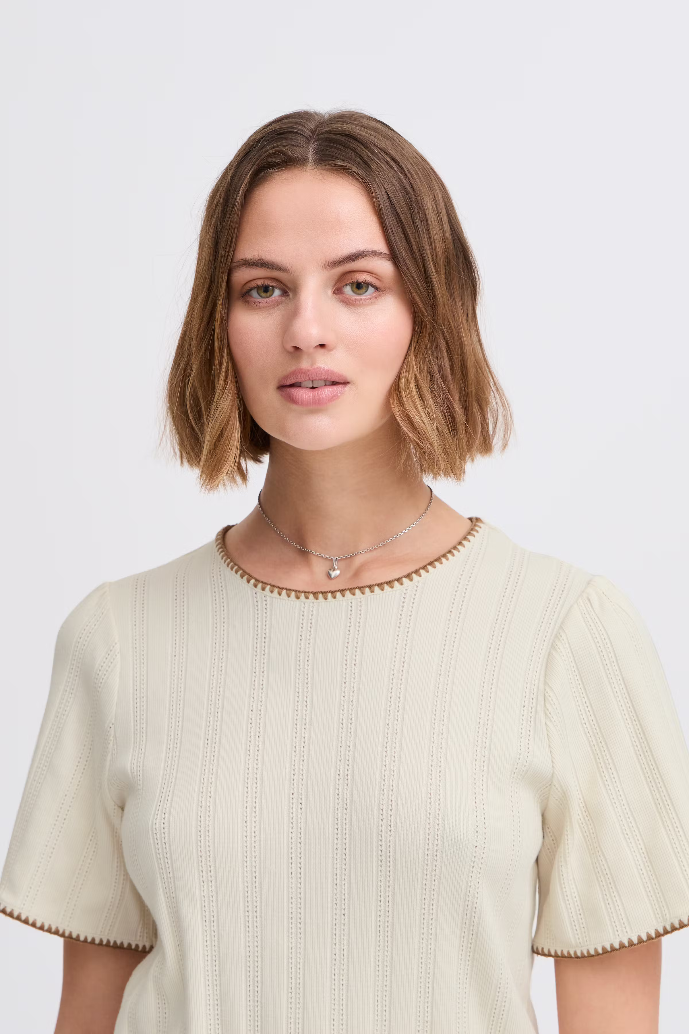 T-shirt LOOKBOOK DETAIL 20122476-130905