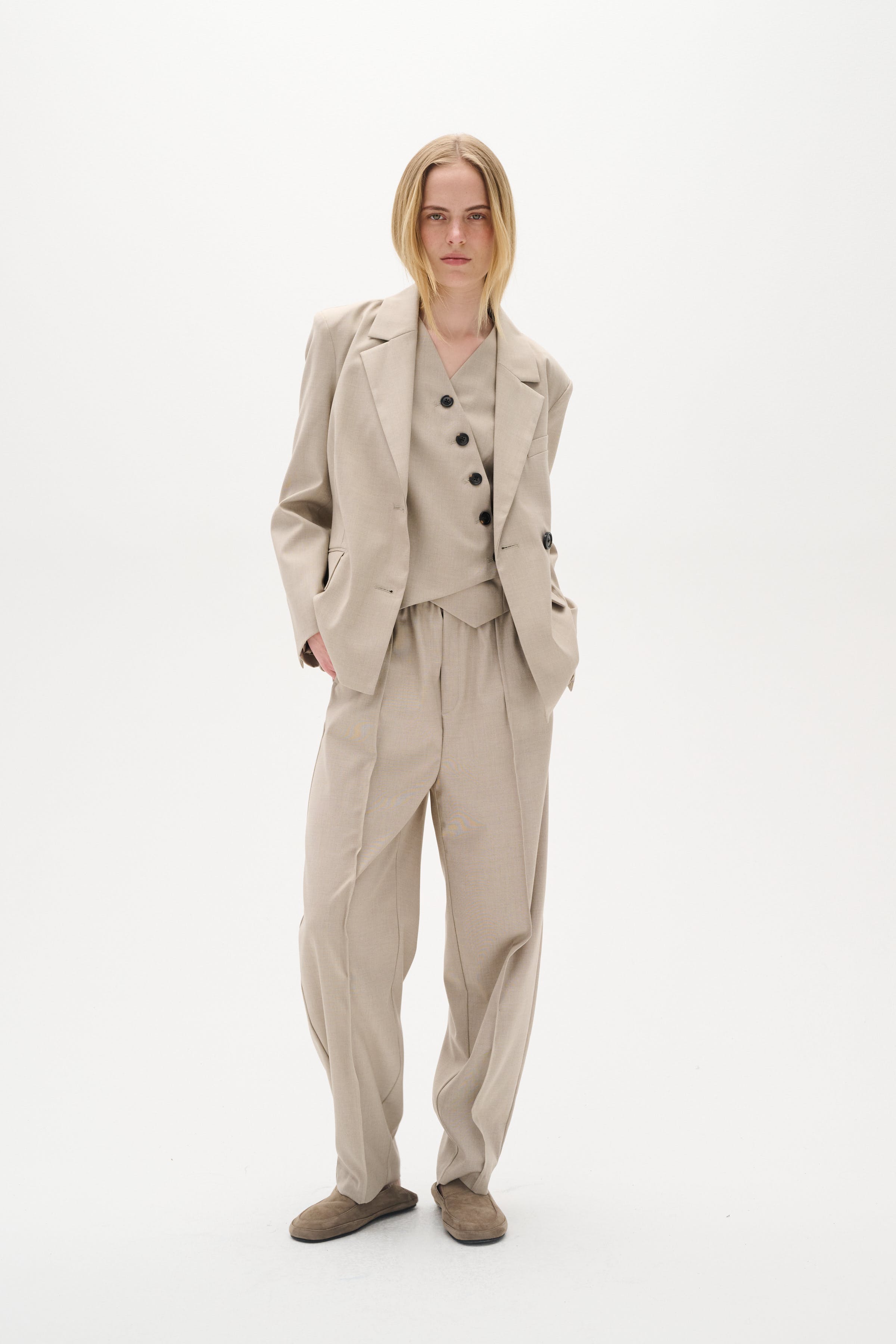 UmaliIW Broek LOOKBOOK FRONT 30110055-1713201