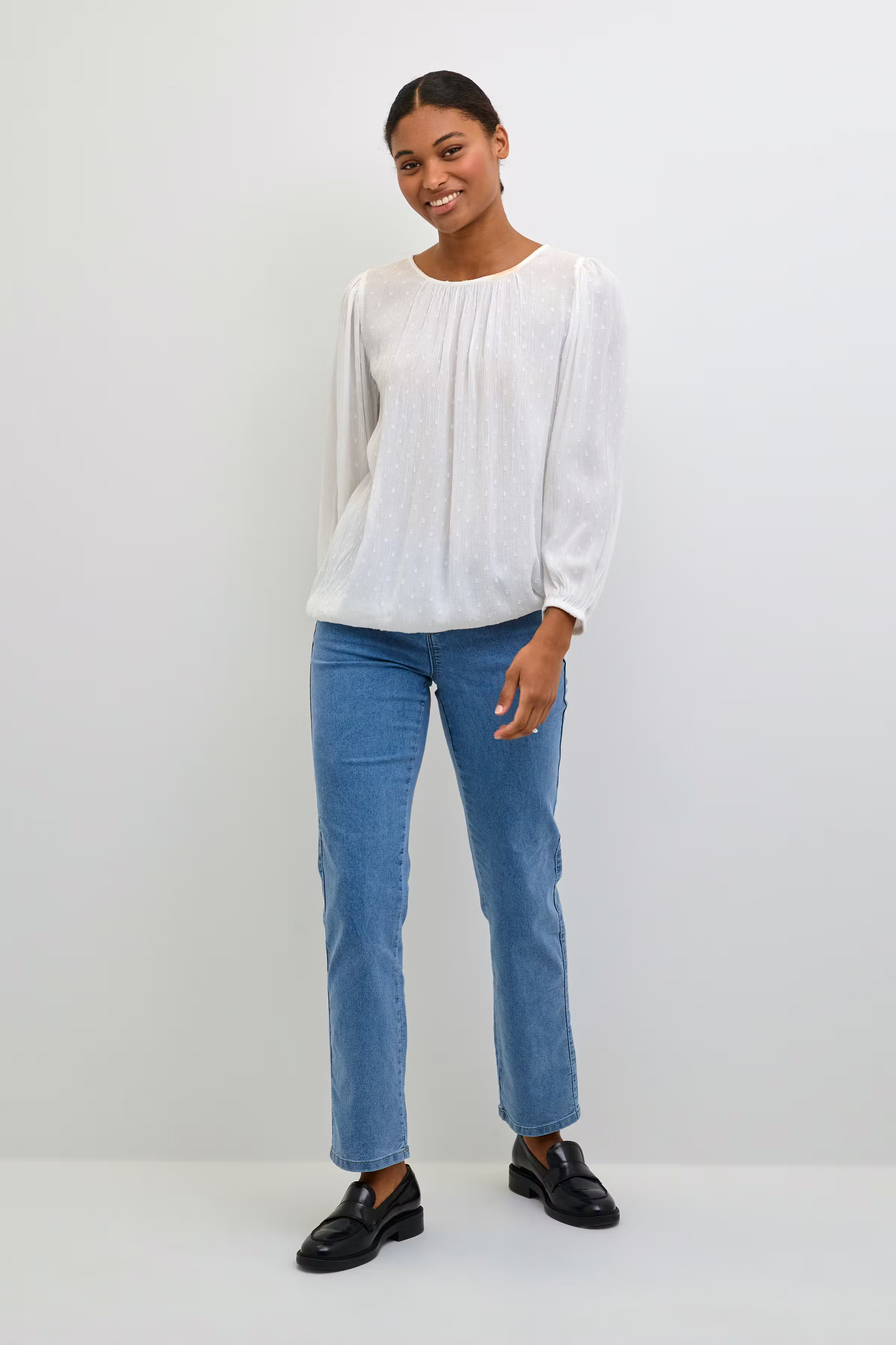 KAwilma Bluse LOOKBOOK FRONT 10508223-110602