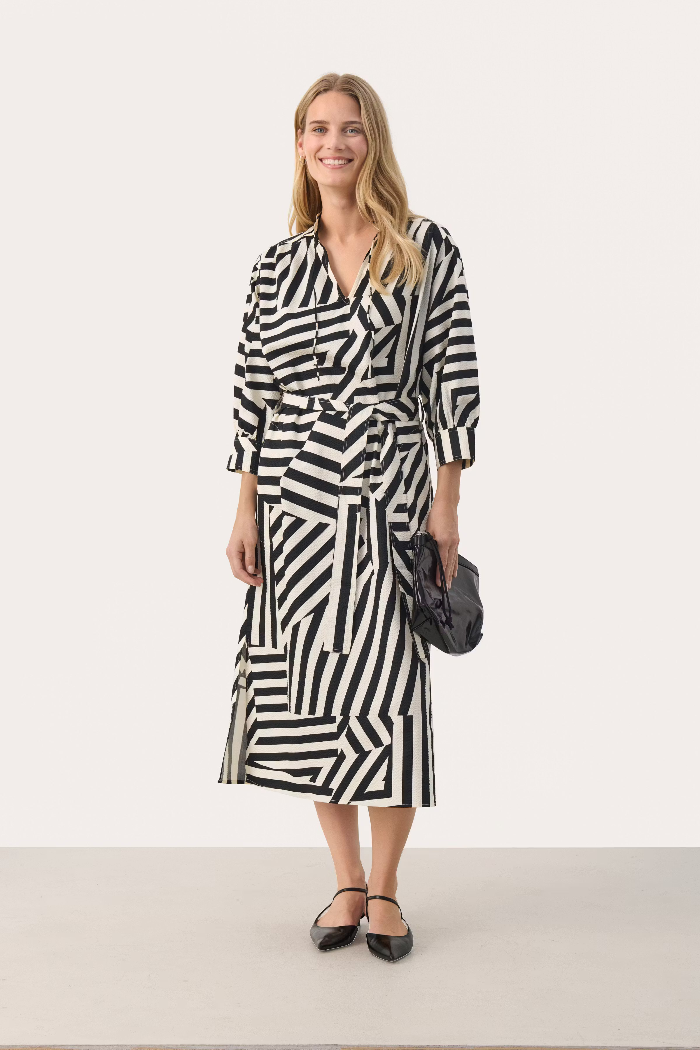 EnaPW Jurk LOOKBOOK BACK 30309593-302748