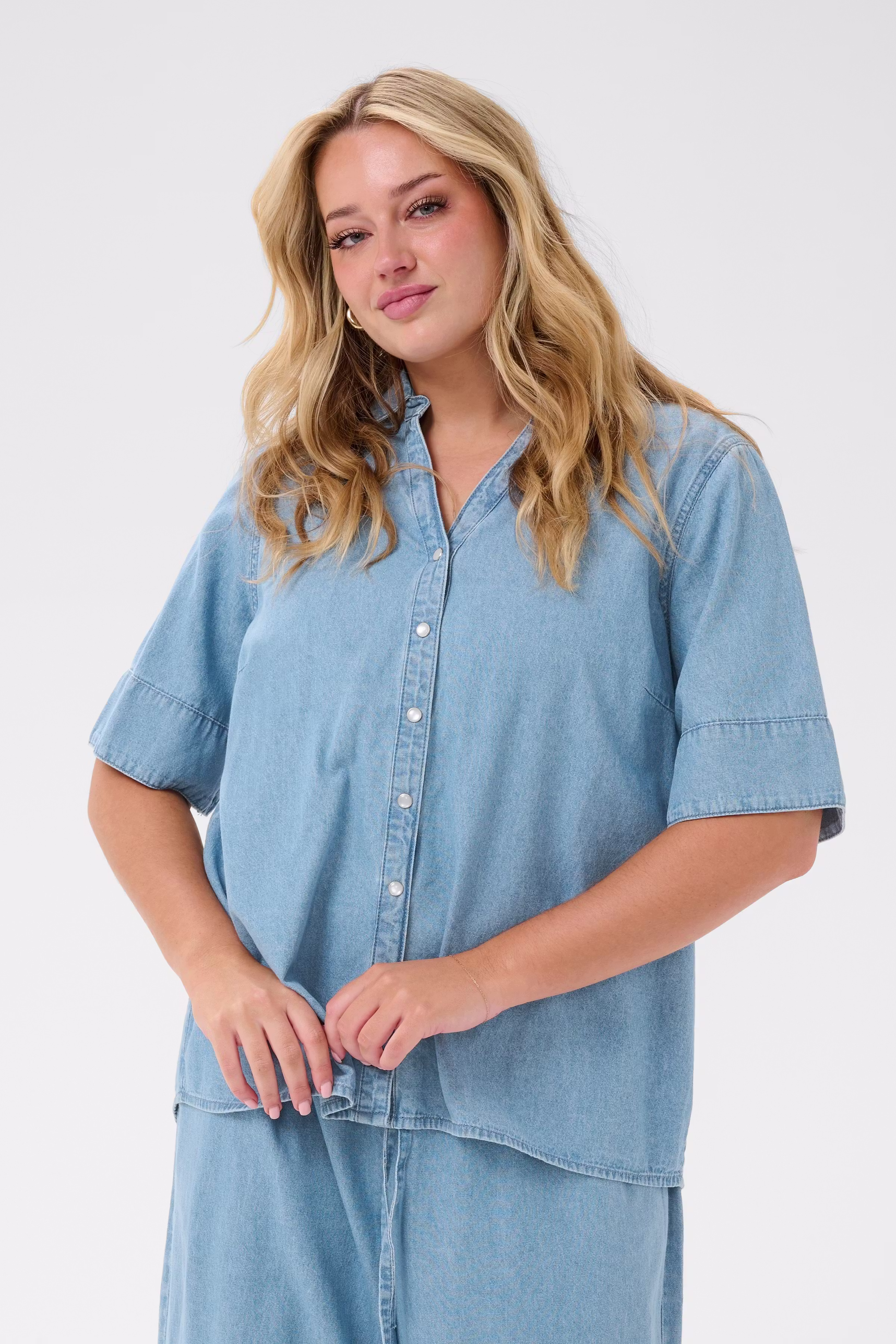 KCjada Overhemd LOOKBOOK FRONT 10584168-105707