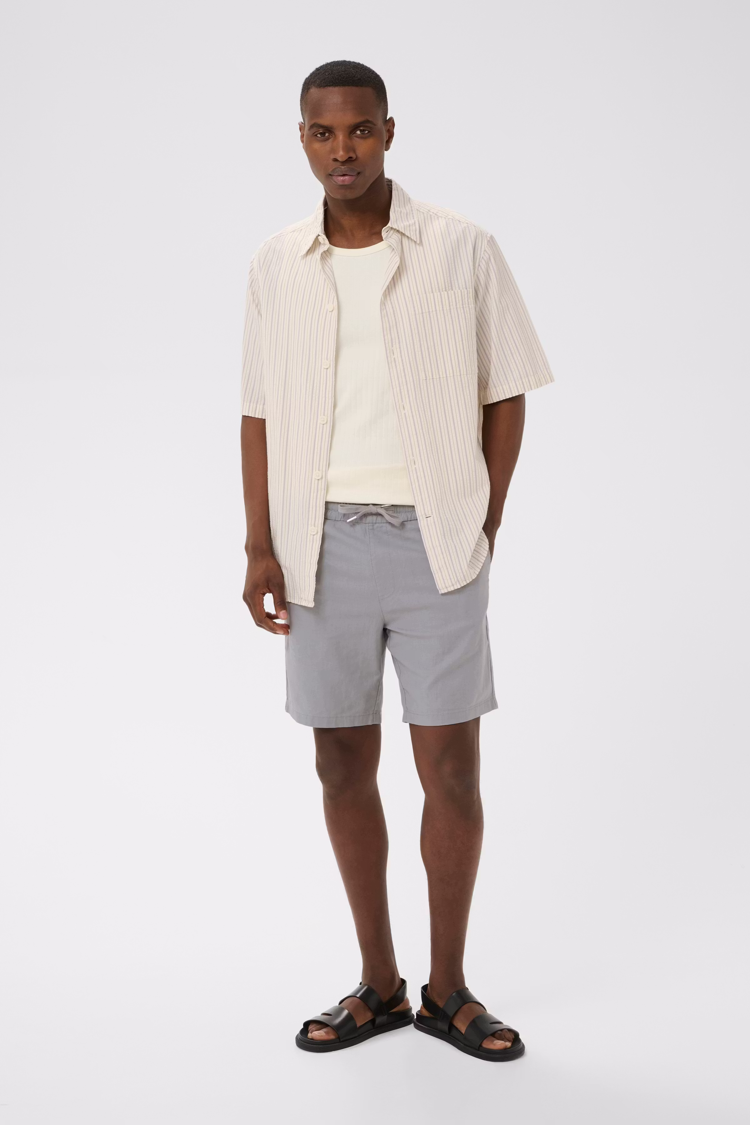 MAbarton linen shorts LOOKBOOK FRONT 30206032-173914