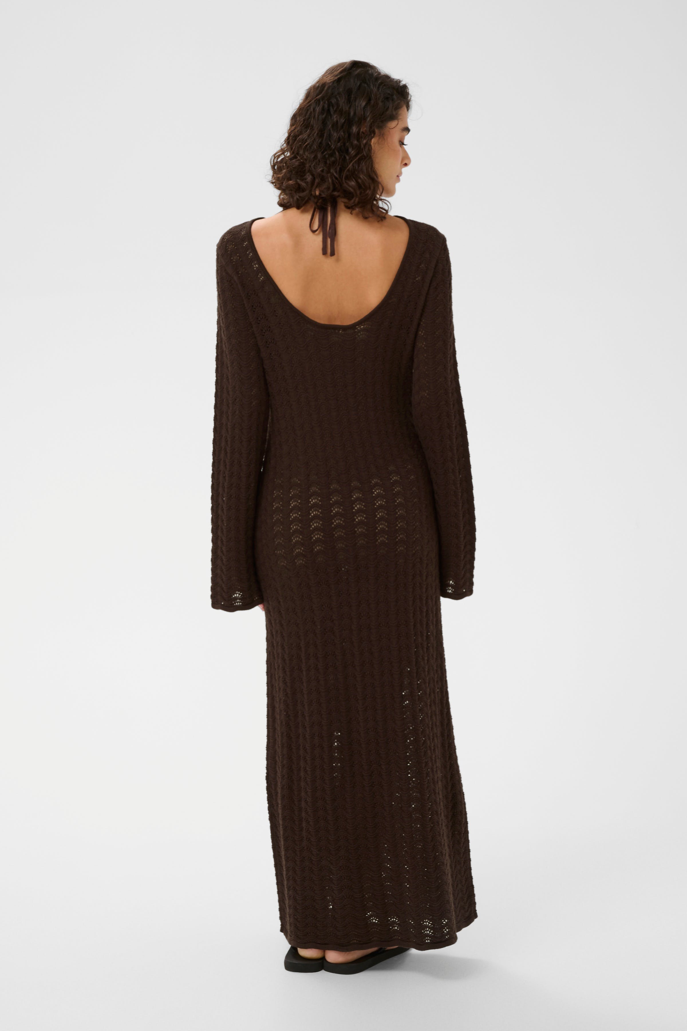 KAroxanne Kjole LOOKBOOK BACK 10511757-190915